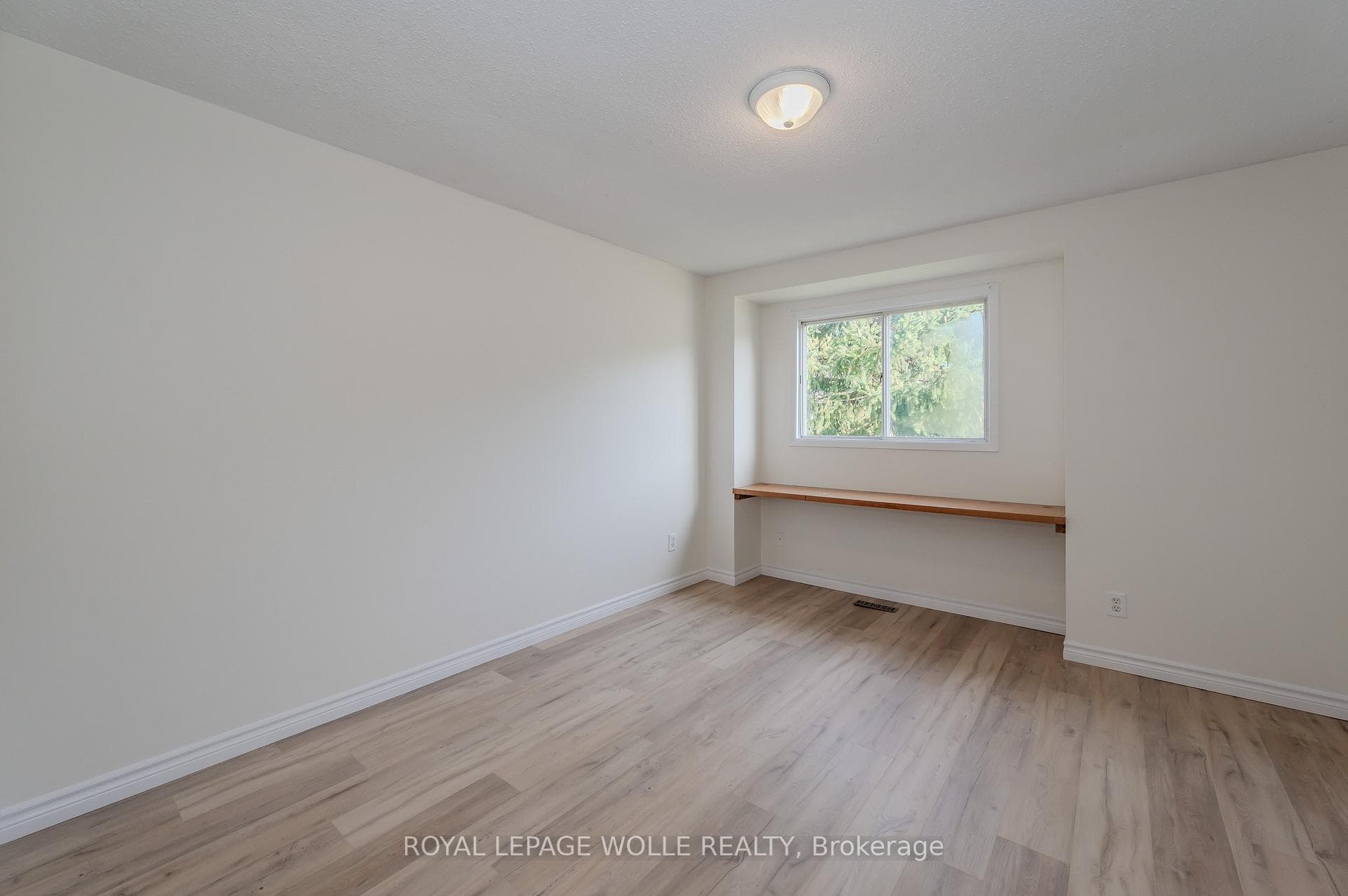 445 Pioneer Drive Unit 3 photo 20