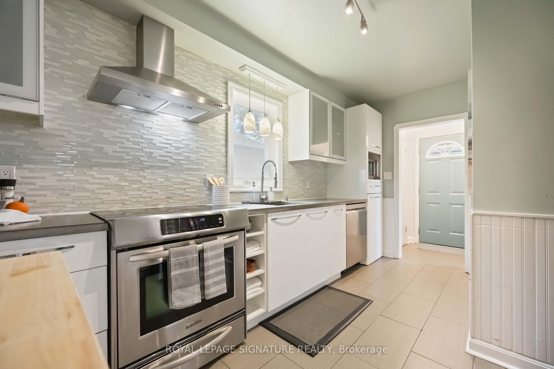 101 Sharpe Street photo 13
