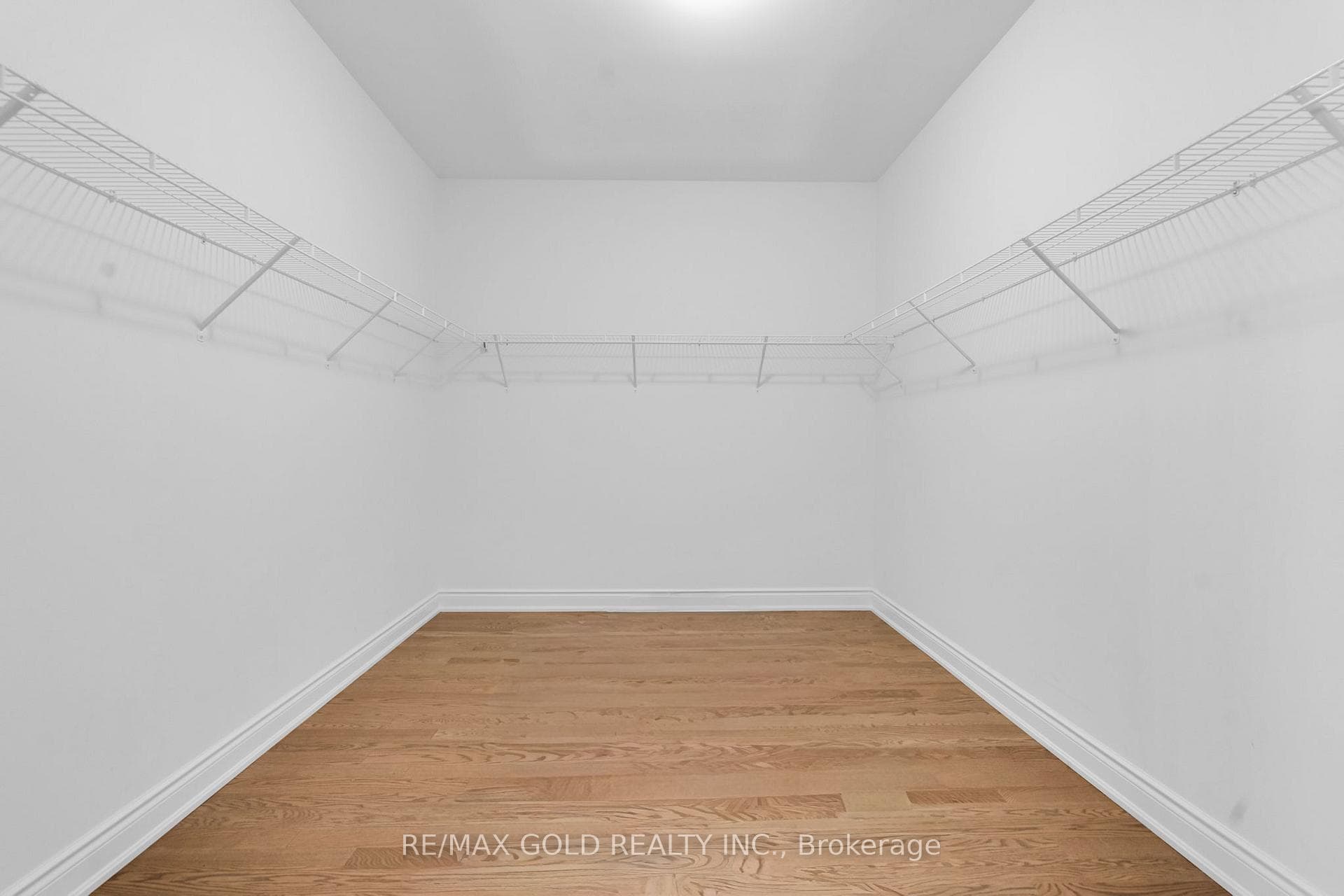 23 Bermondsey Way photo 25