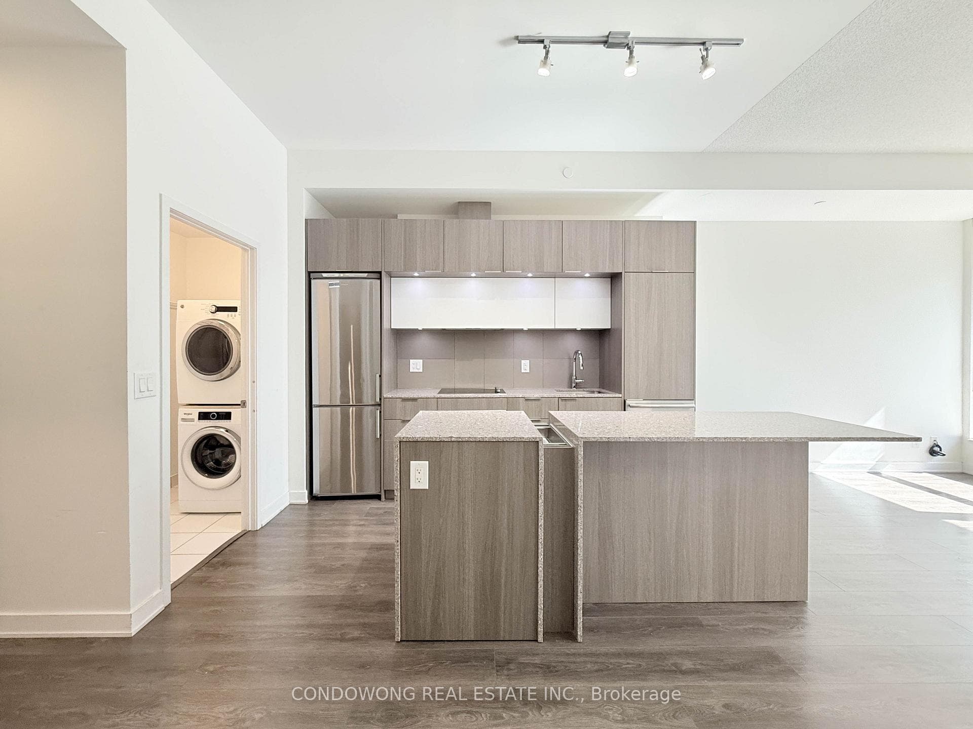 High End Kitchen