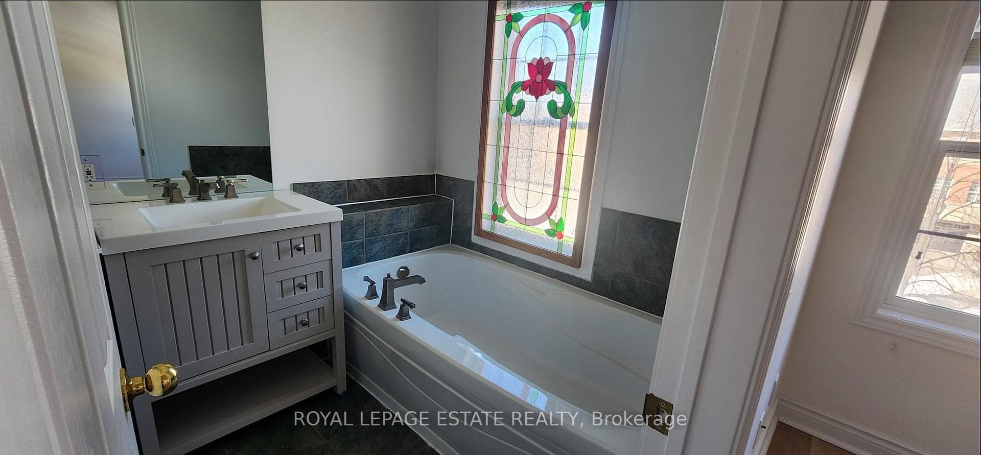 8038 Yonge Street Unit 8 photo 15
