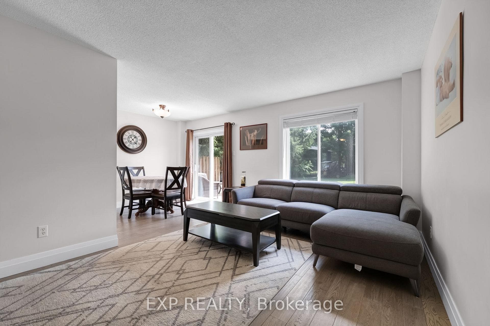 14 Russell Hill Road photo 13