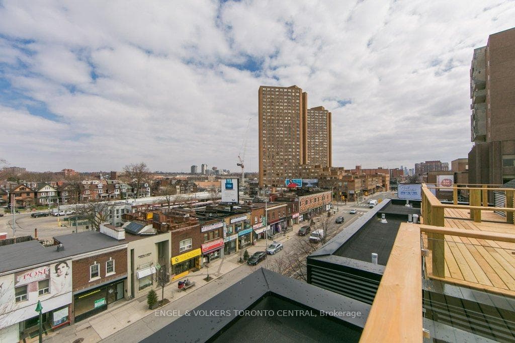 1557 Bloor Street Unit 2 photo 20
