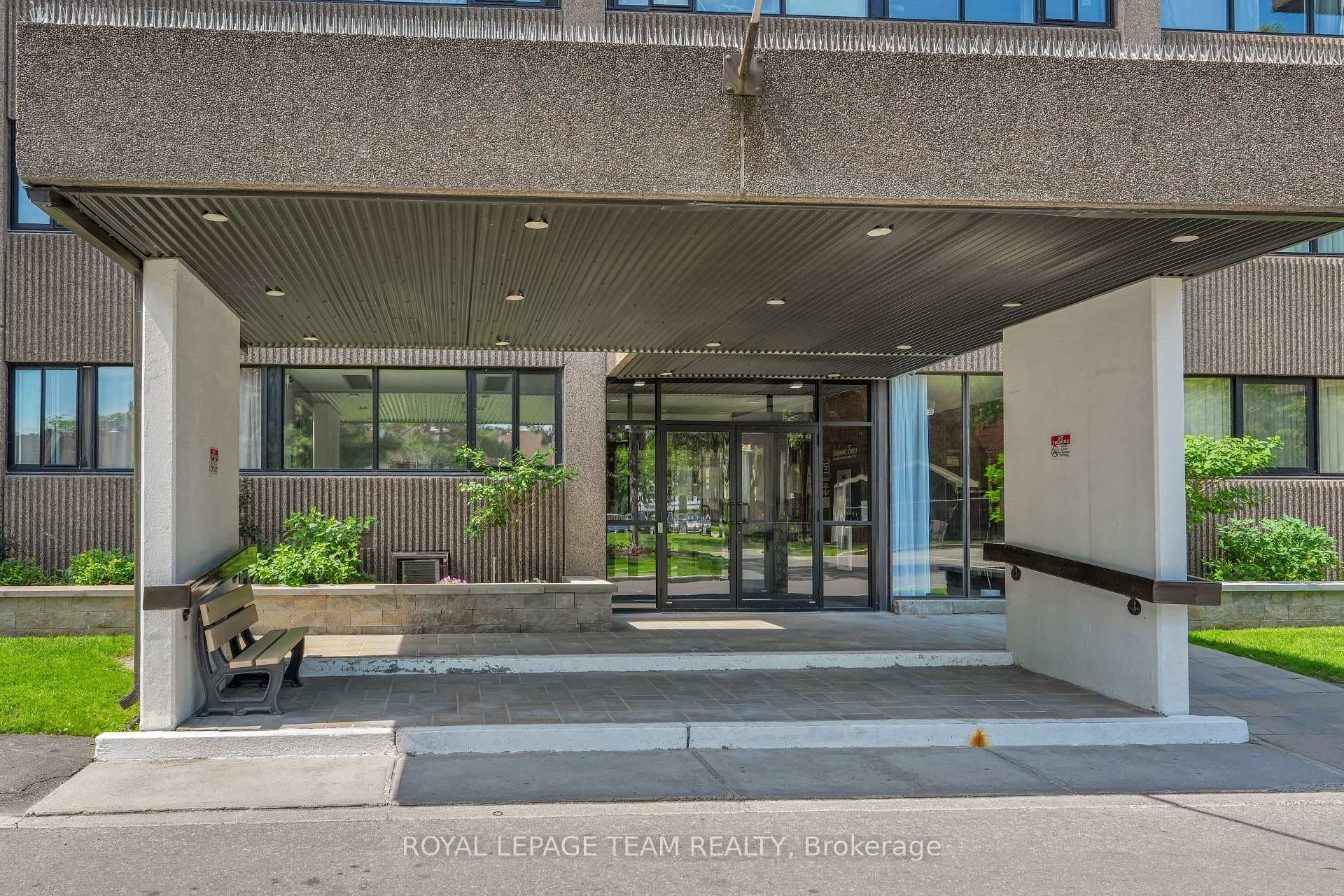 3360 Southgate Road Unit 104 photo 4