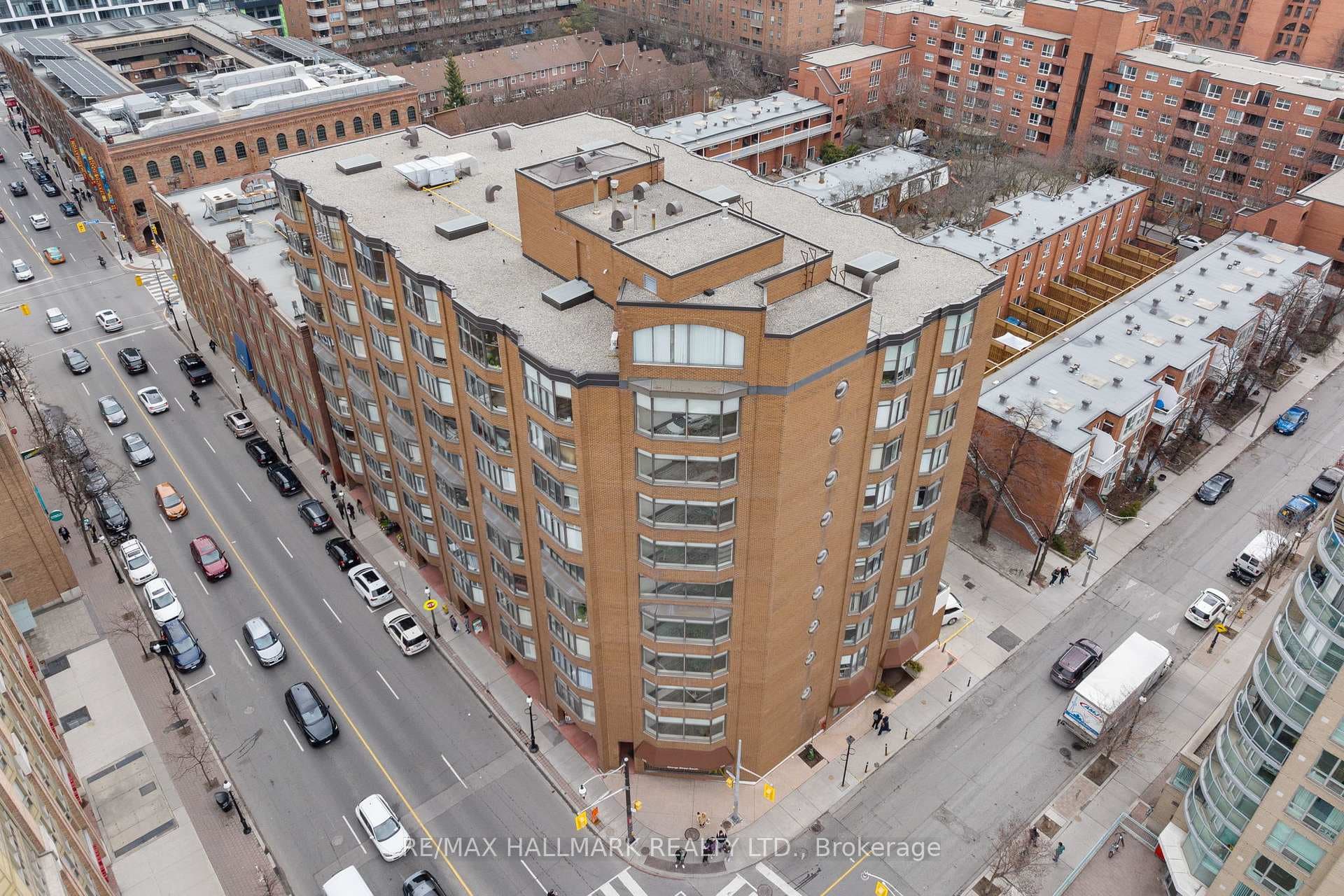 135 George Street Unit 702 photo 39