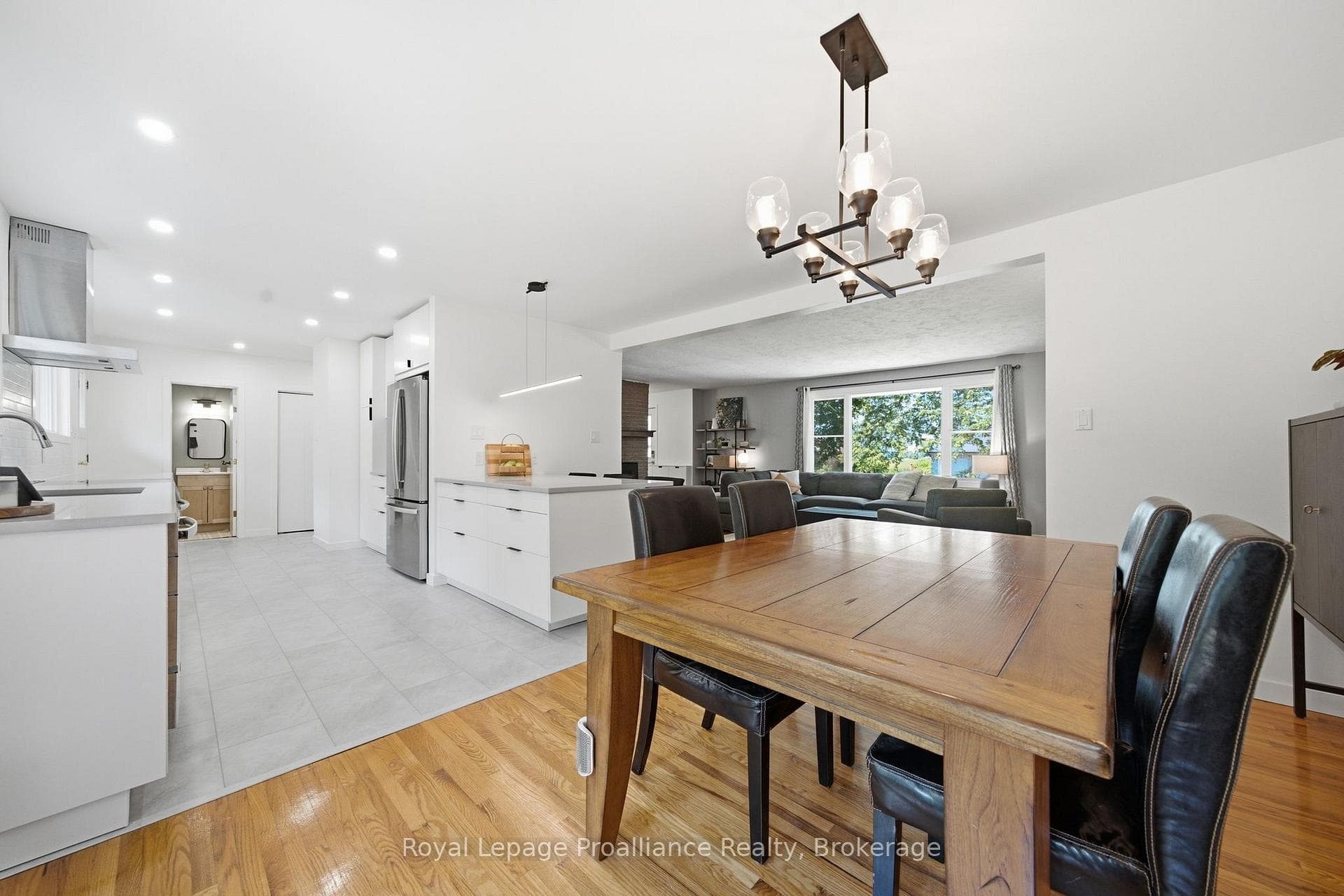 41 WALTER Avenue photo 14