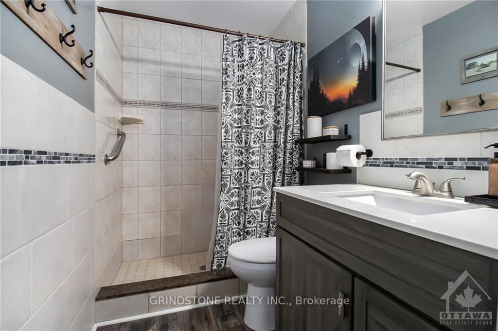 167 BANNING Road photo 17