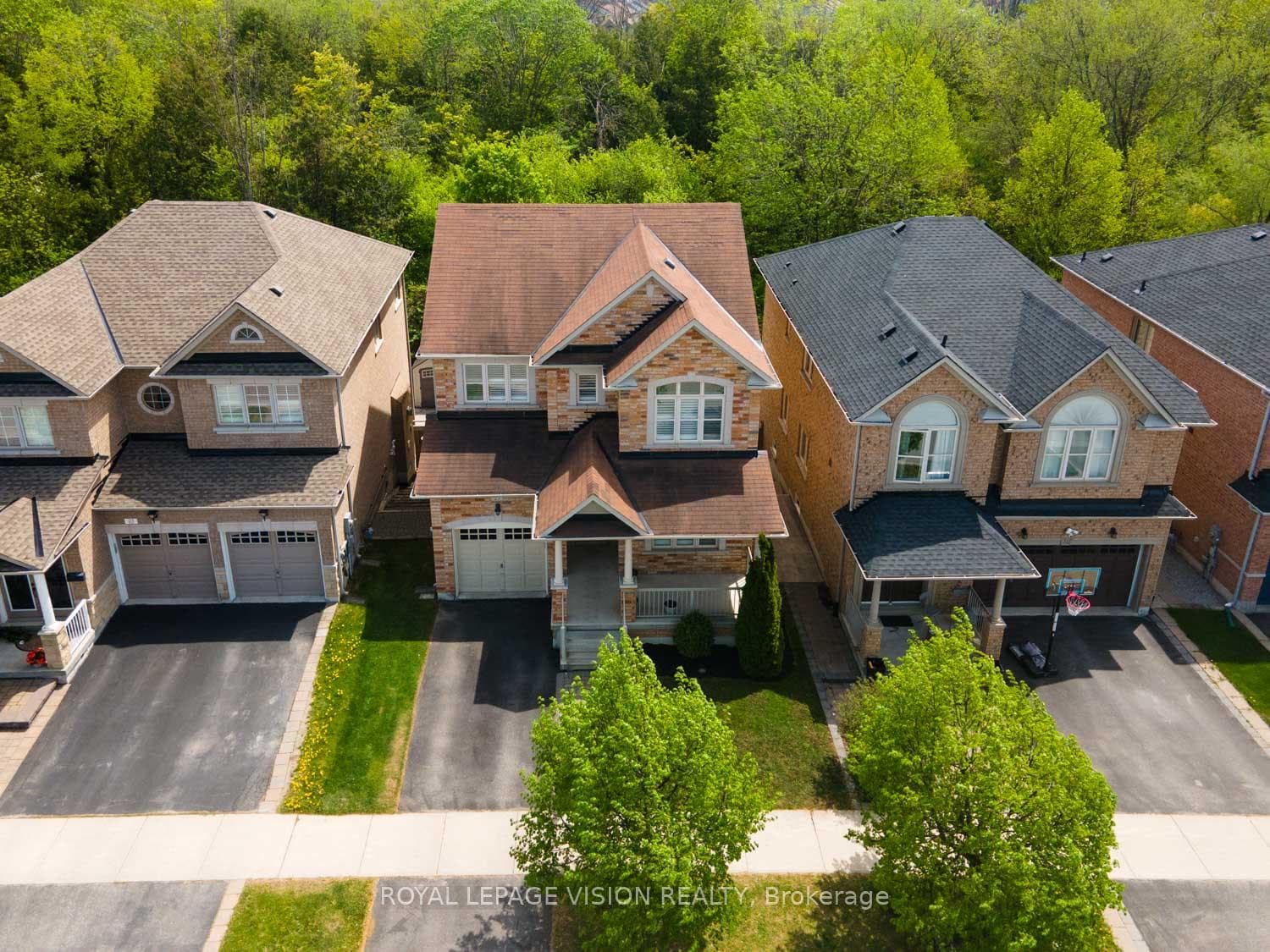 27 Ida Jane Grove photo 34