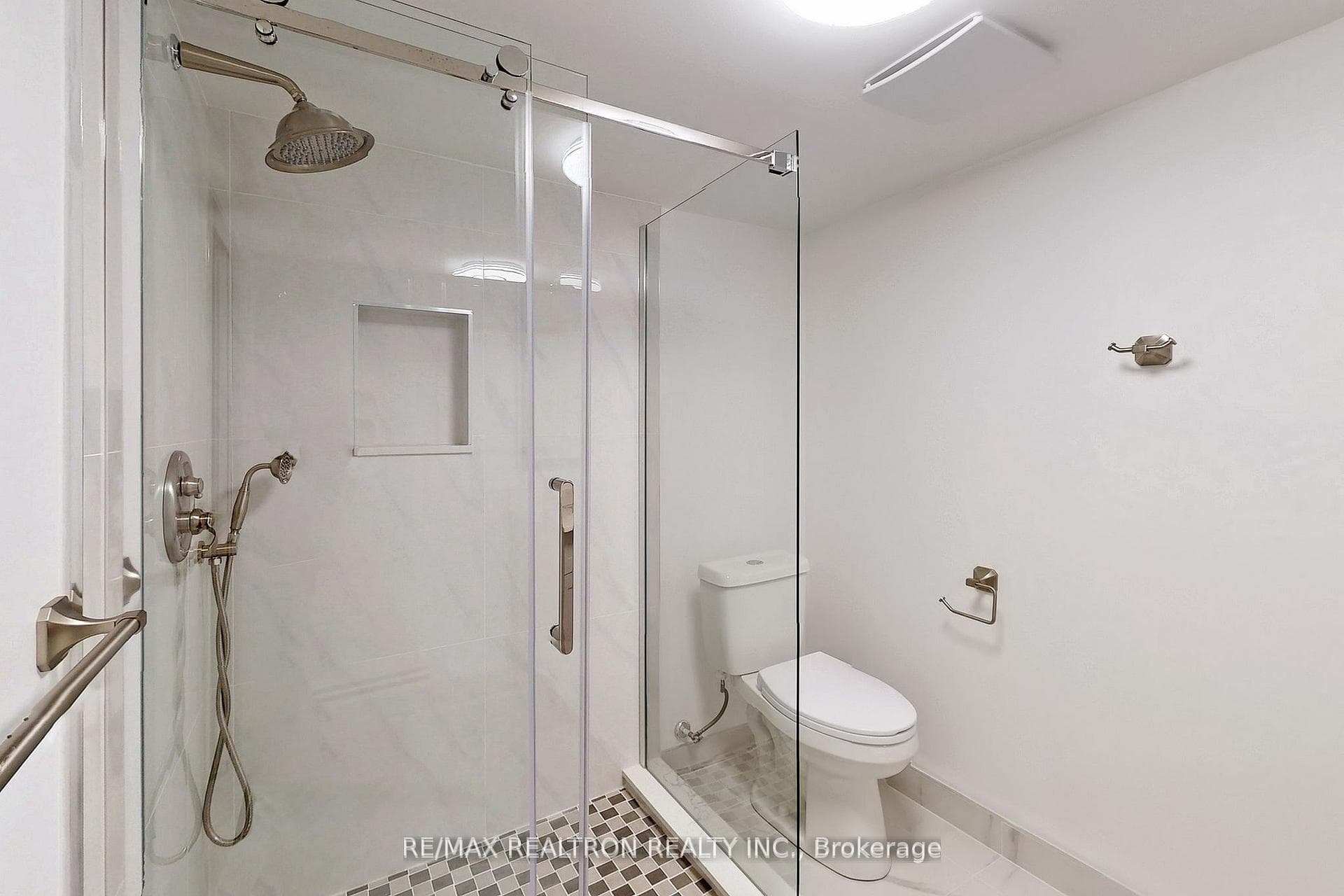 493 Hillside Drive Unit BSMT photo 13