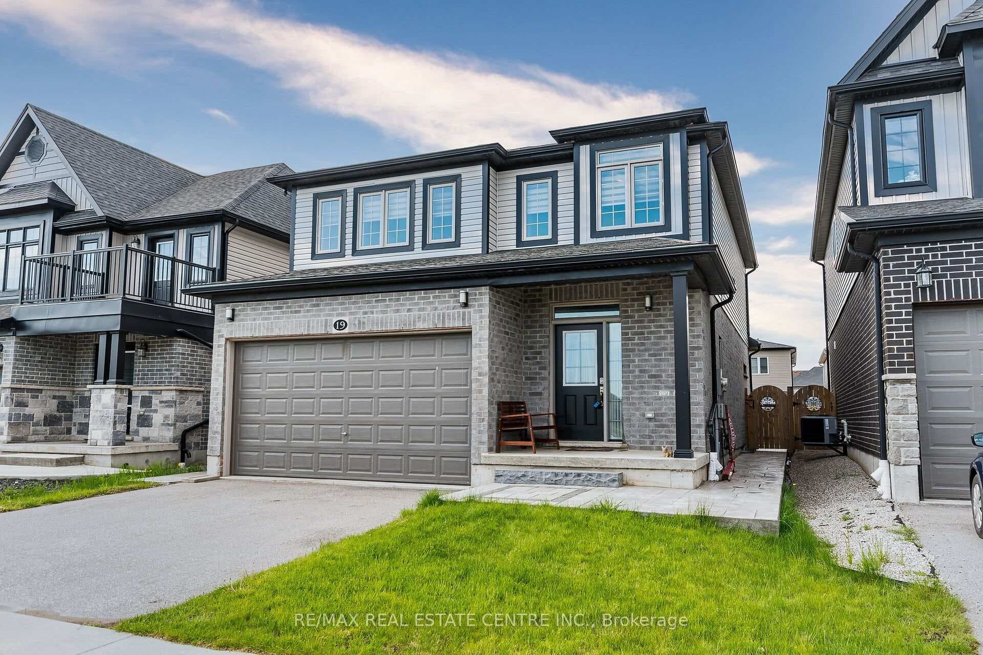 19 Beauchamp Drive photo 2