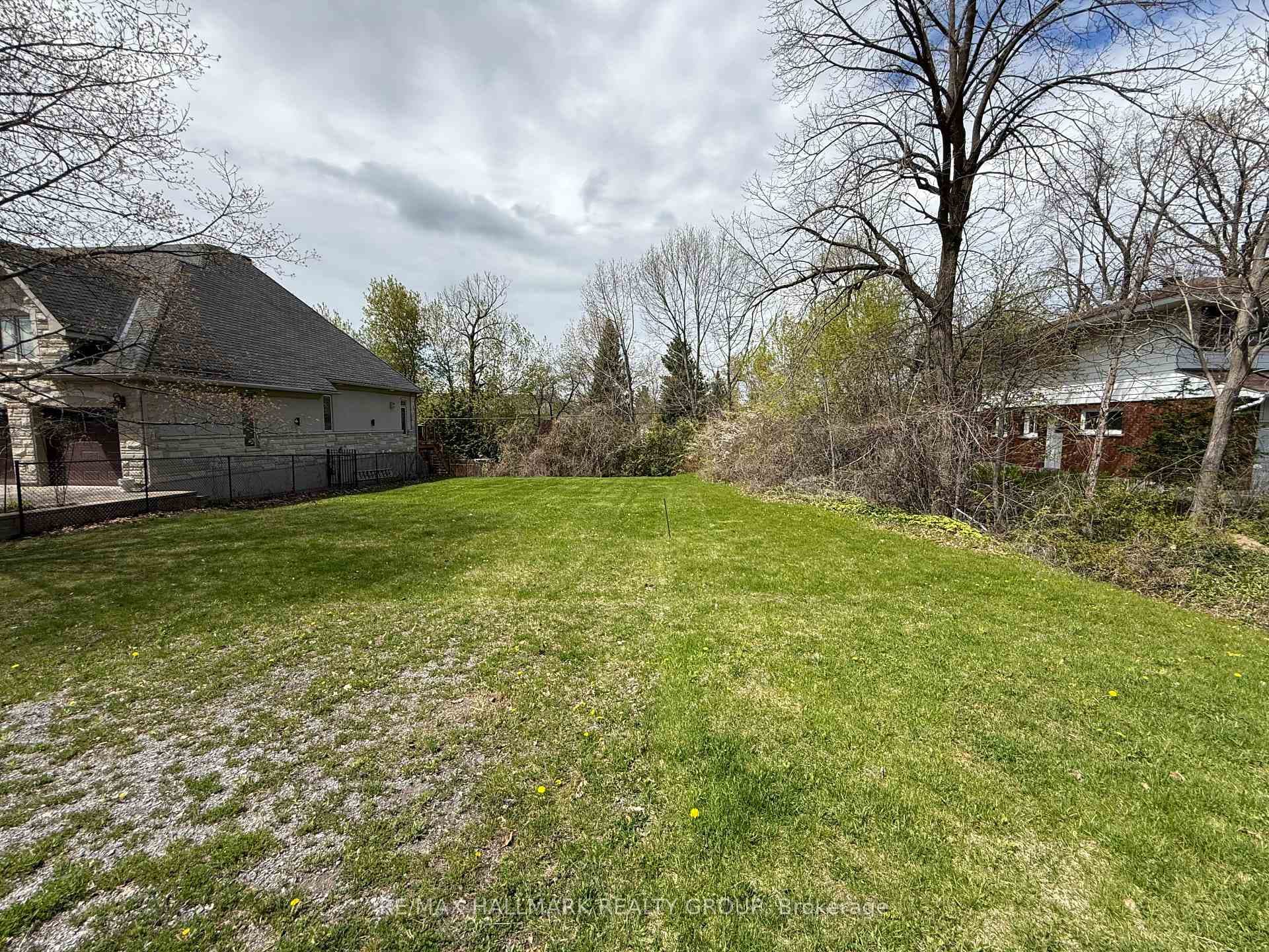 95 Dorothea Drive photo 1