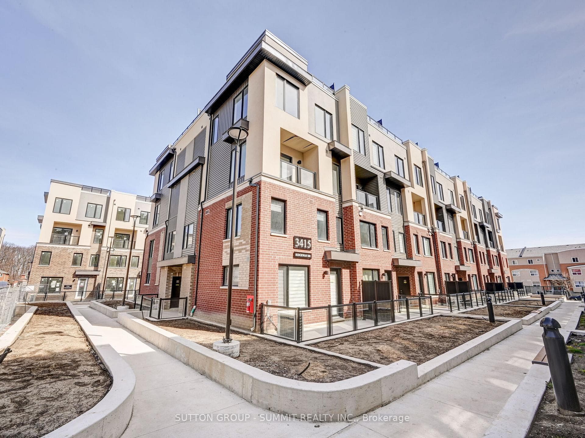 3415 Ridgeway Drive Unit 1 photo 1