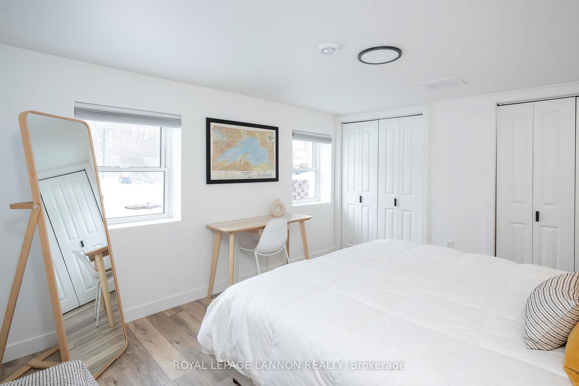 381 RIVER Street photo 36
