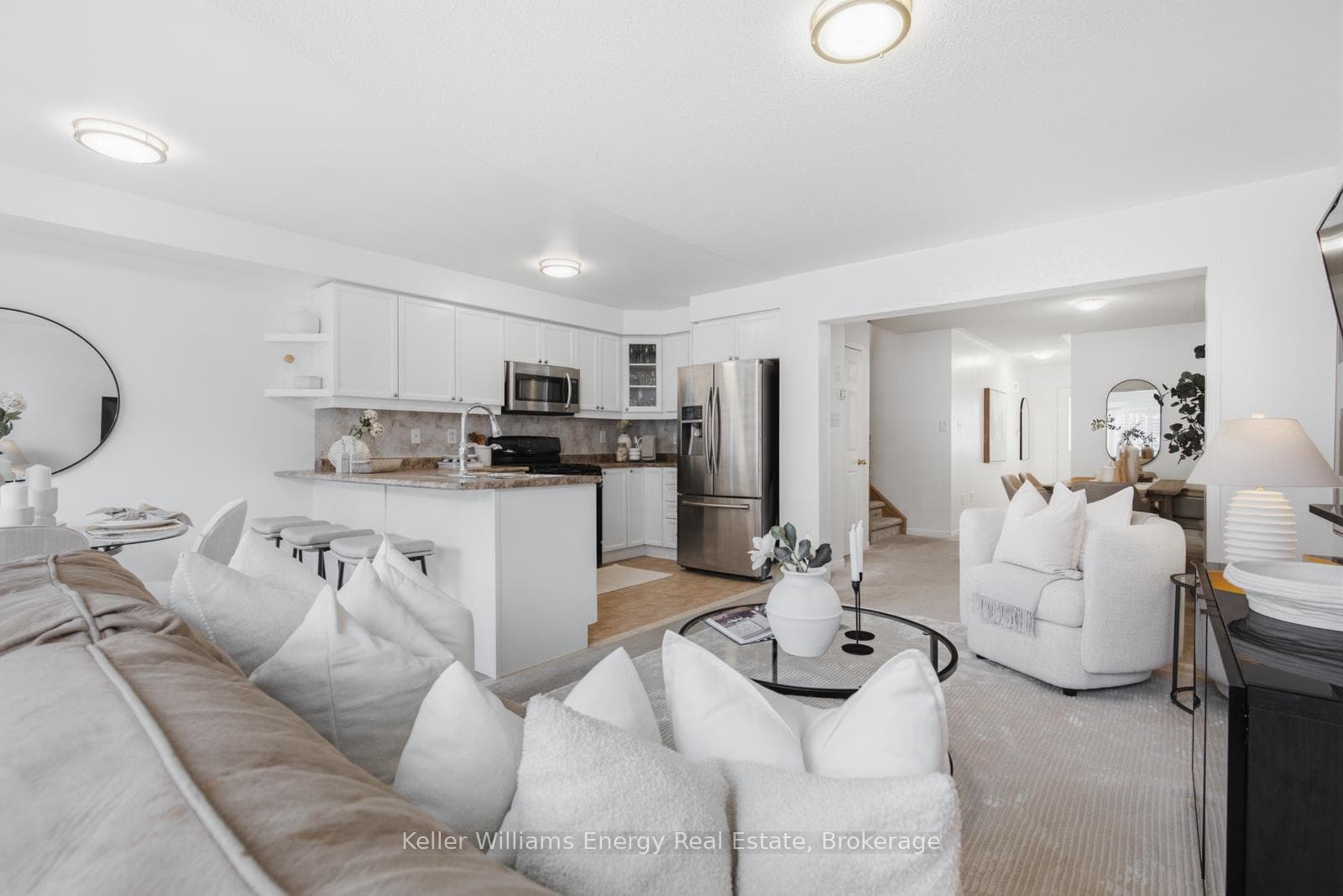 48 Atlantis Drive photo 7
