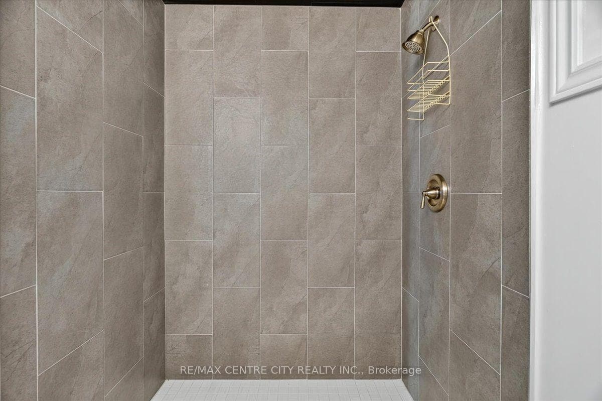 59 Bridle Path photo 30