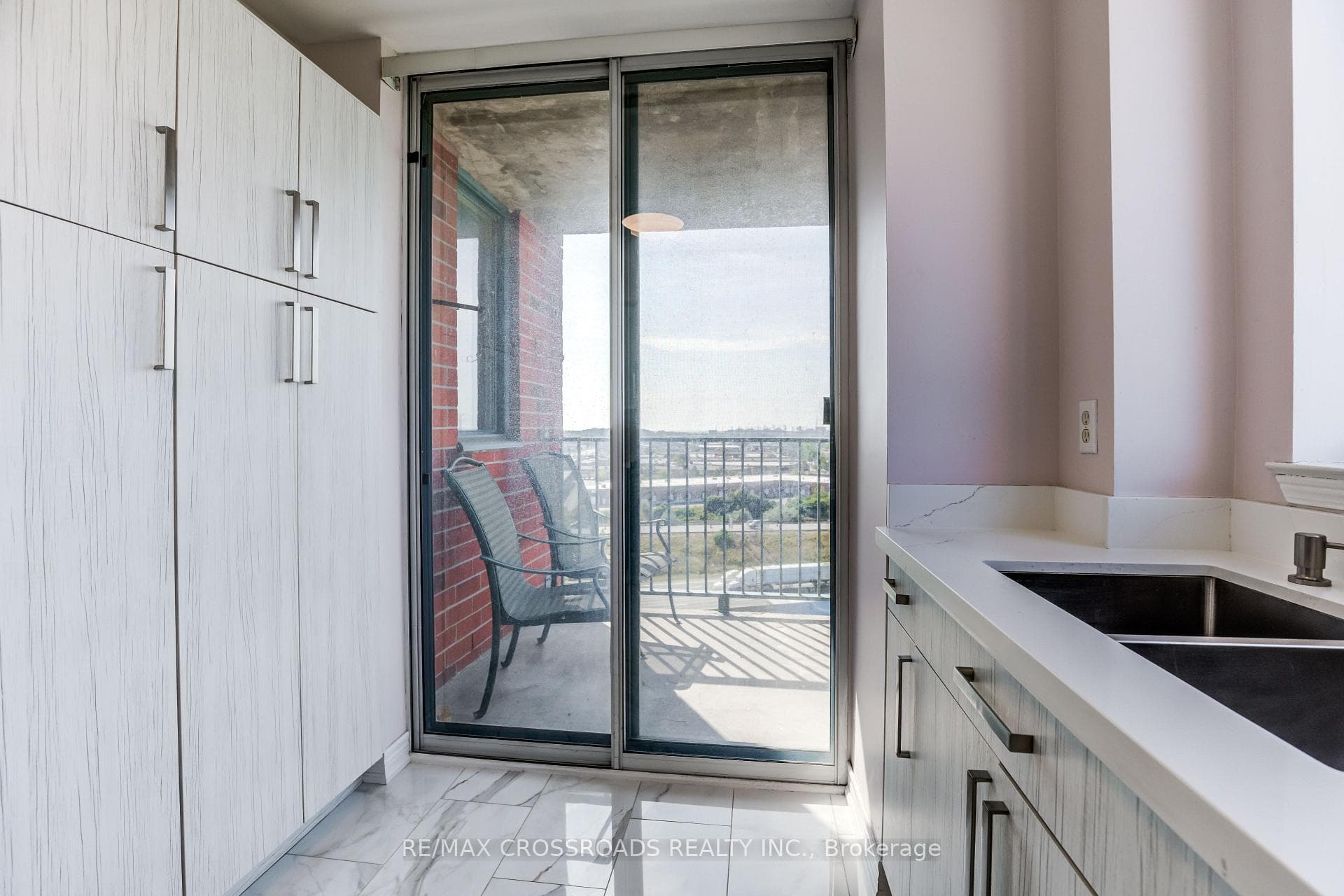 1625 Pickering Parkway Unit 1202 photo 12