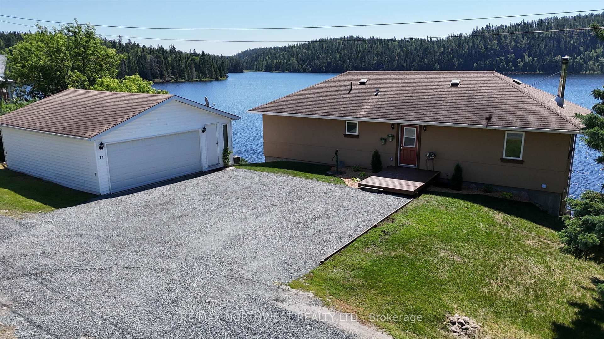 23 Hawk Lake photo 8