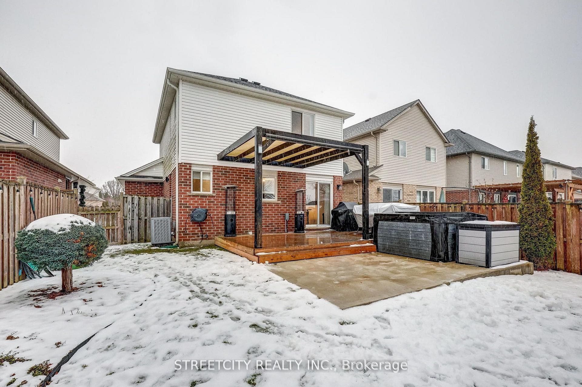 105 Penhale Avenue photo 46