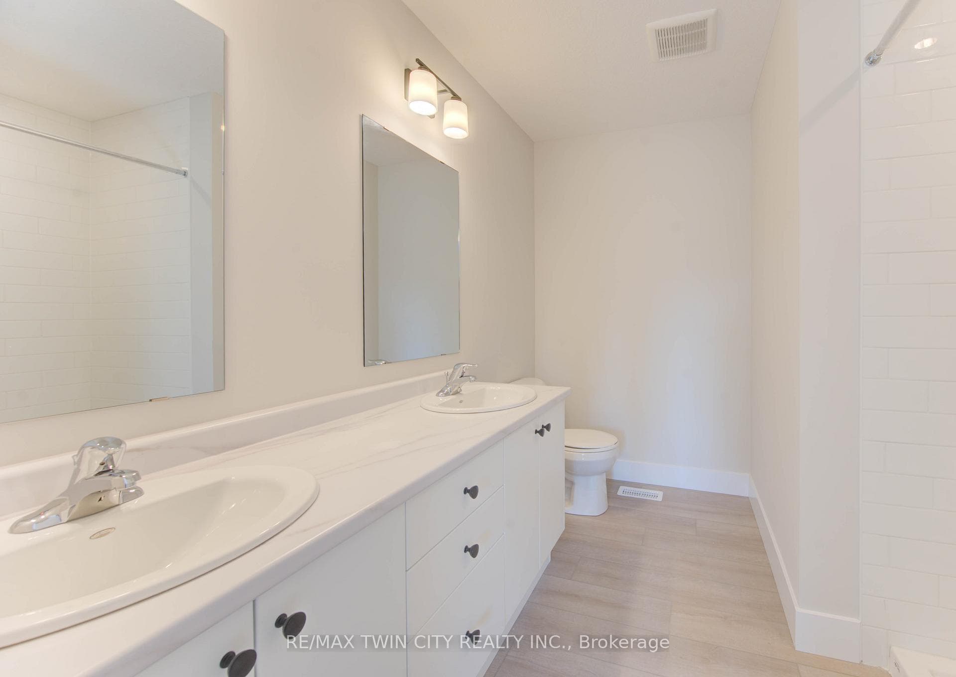161 Dunnigan Drive photo 33
