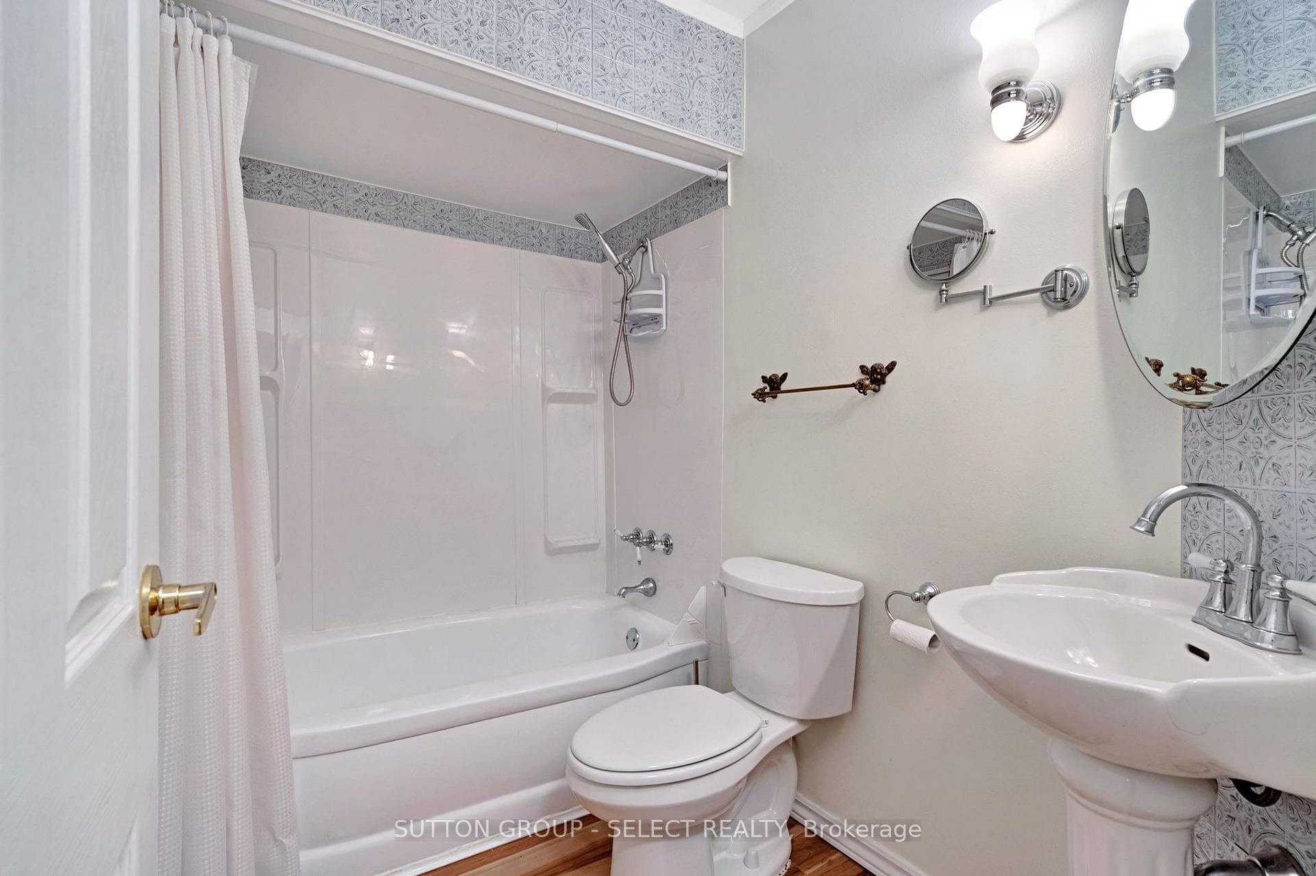 1129 Sunningdale Road photo 22