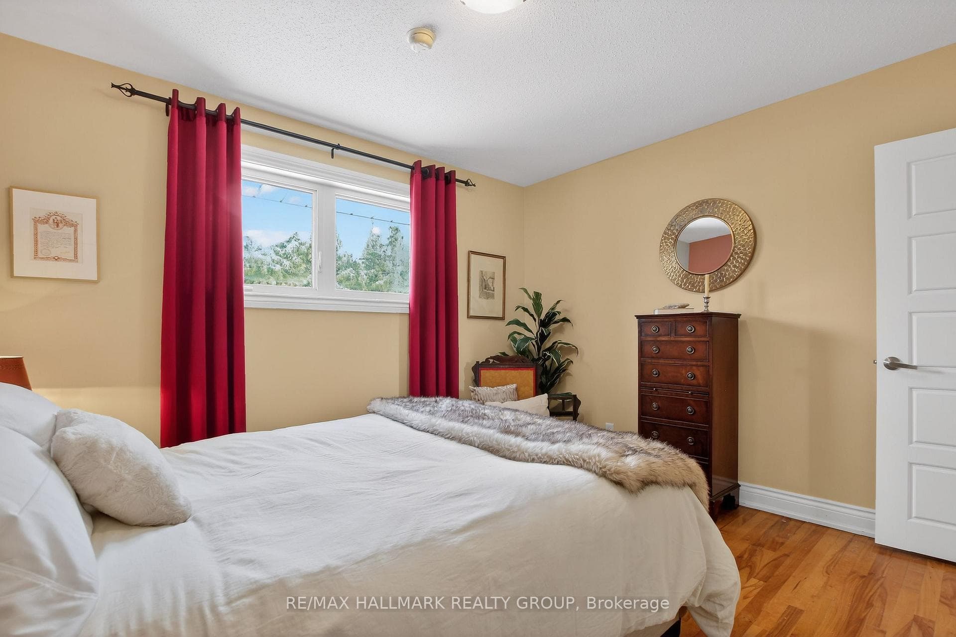 2401 Magnus Avenue photo 17