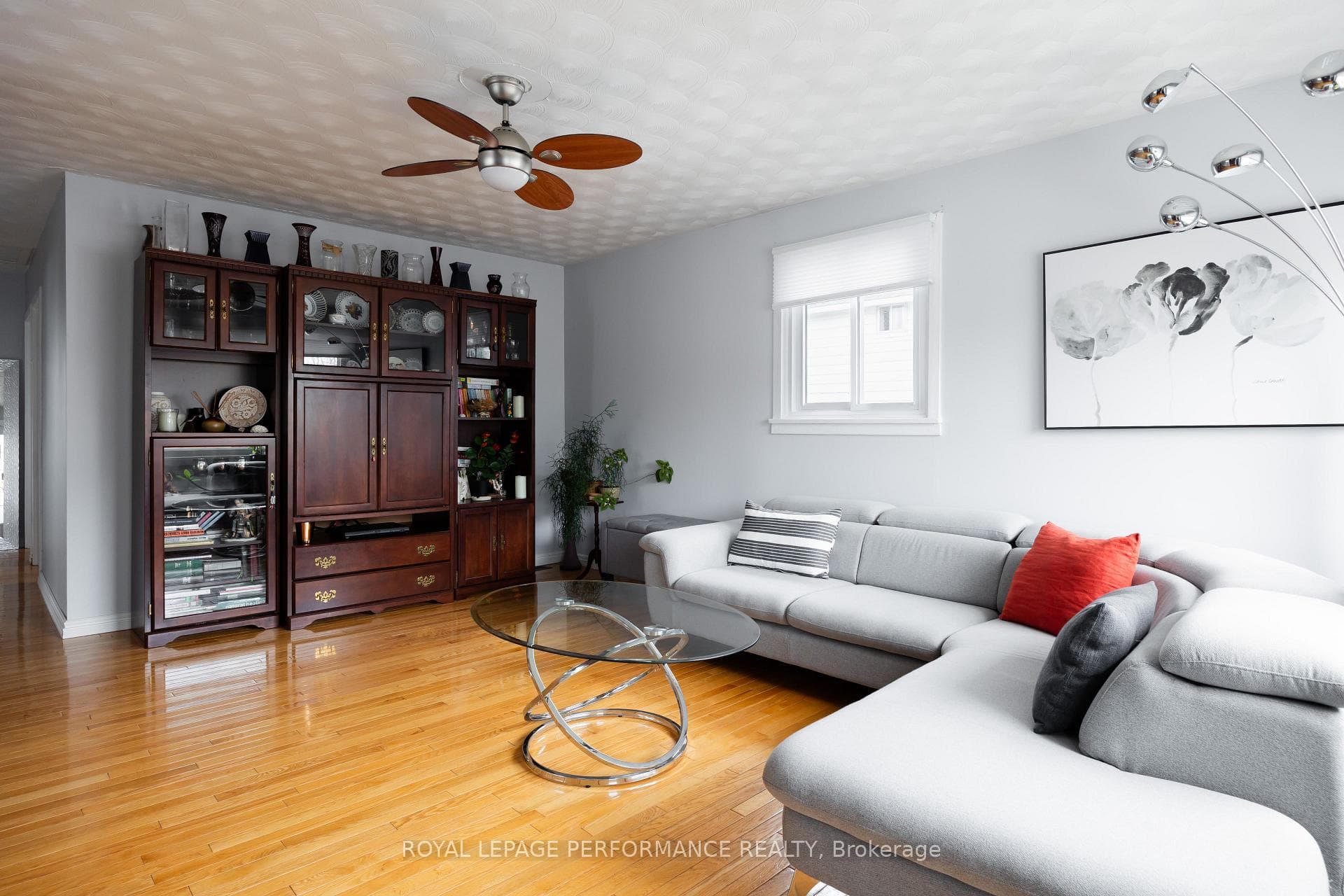 343 Gloucester Street photo 8