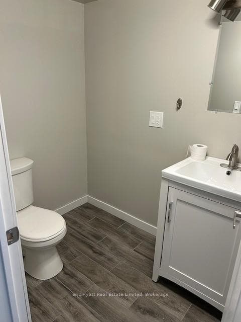 312 Lansdowne Avenue photo 23
