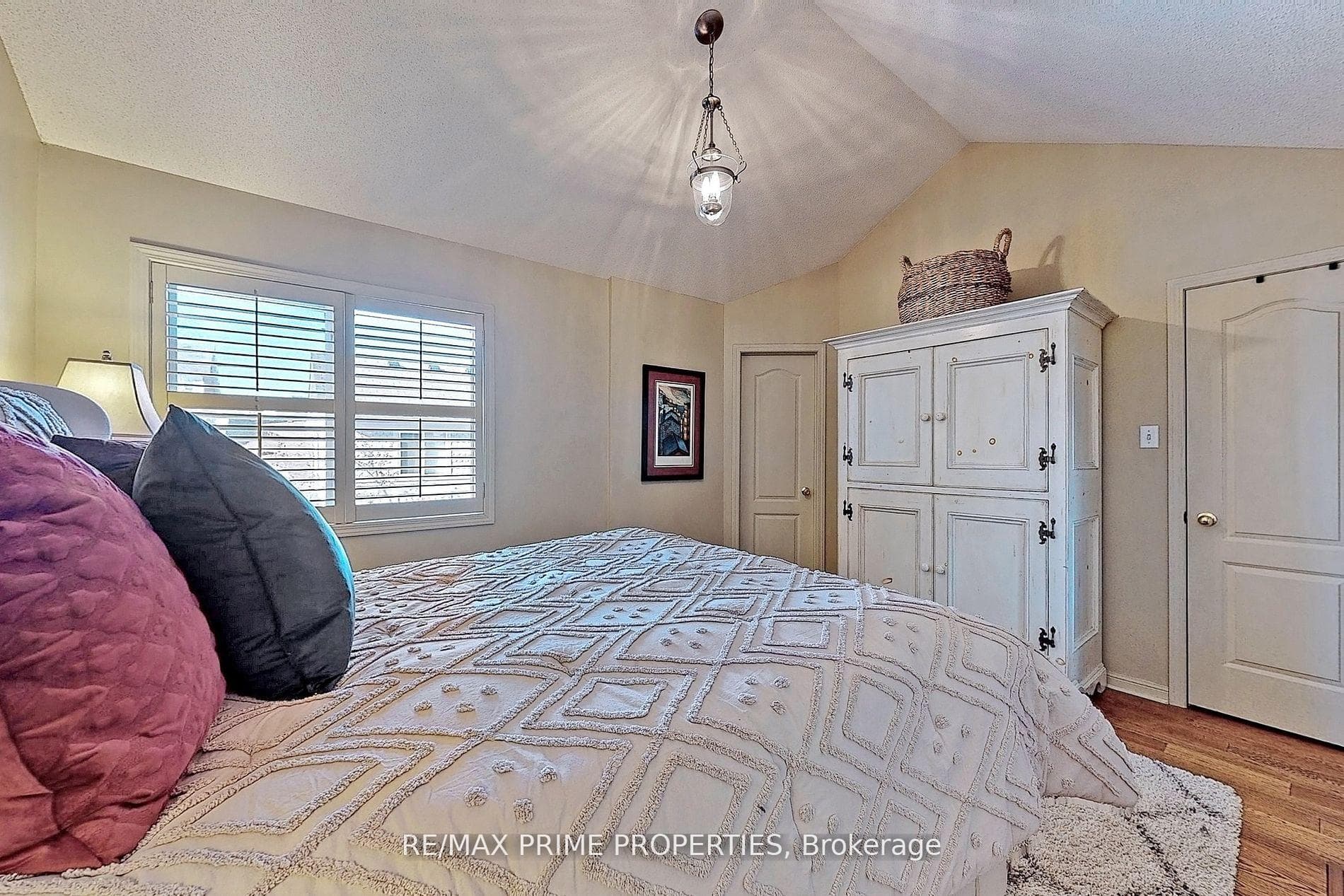 42 Cornell Meadows Avenue photo 14