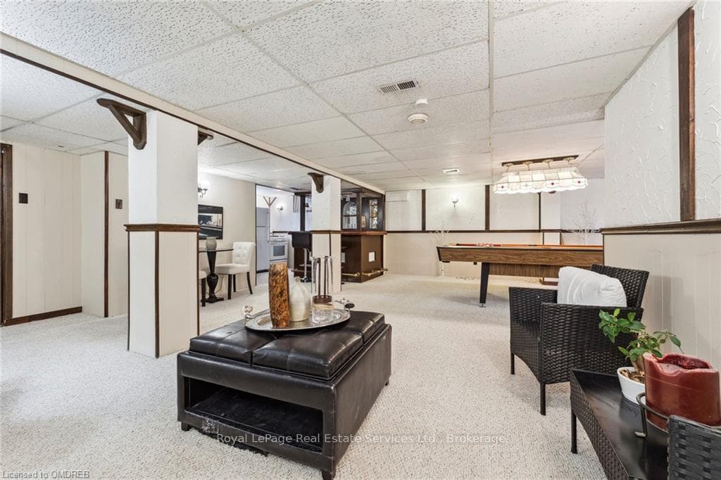 36 LINTON Avenue photo 32