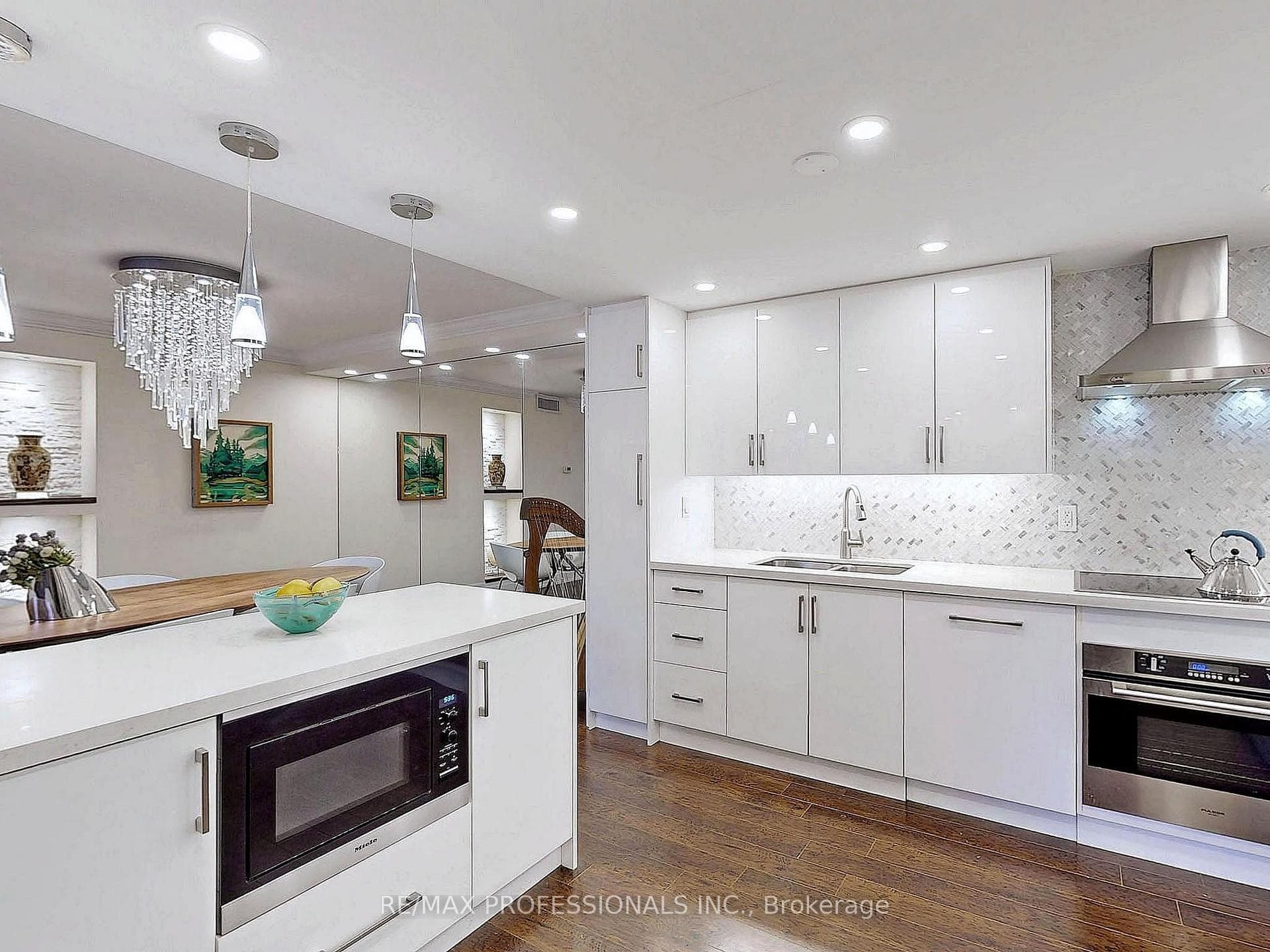 40 Richview Road Unit 410 photo 14