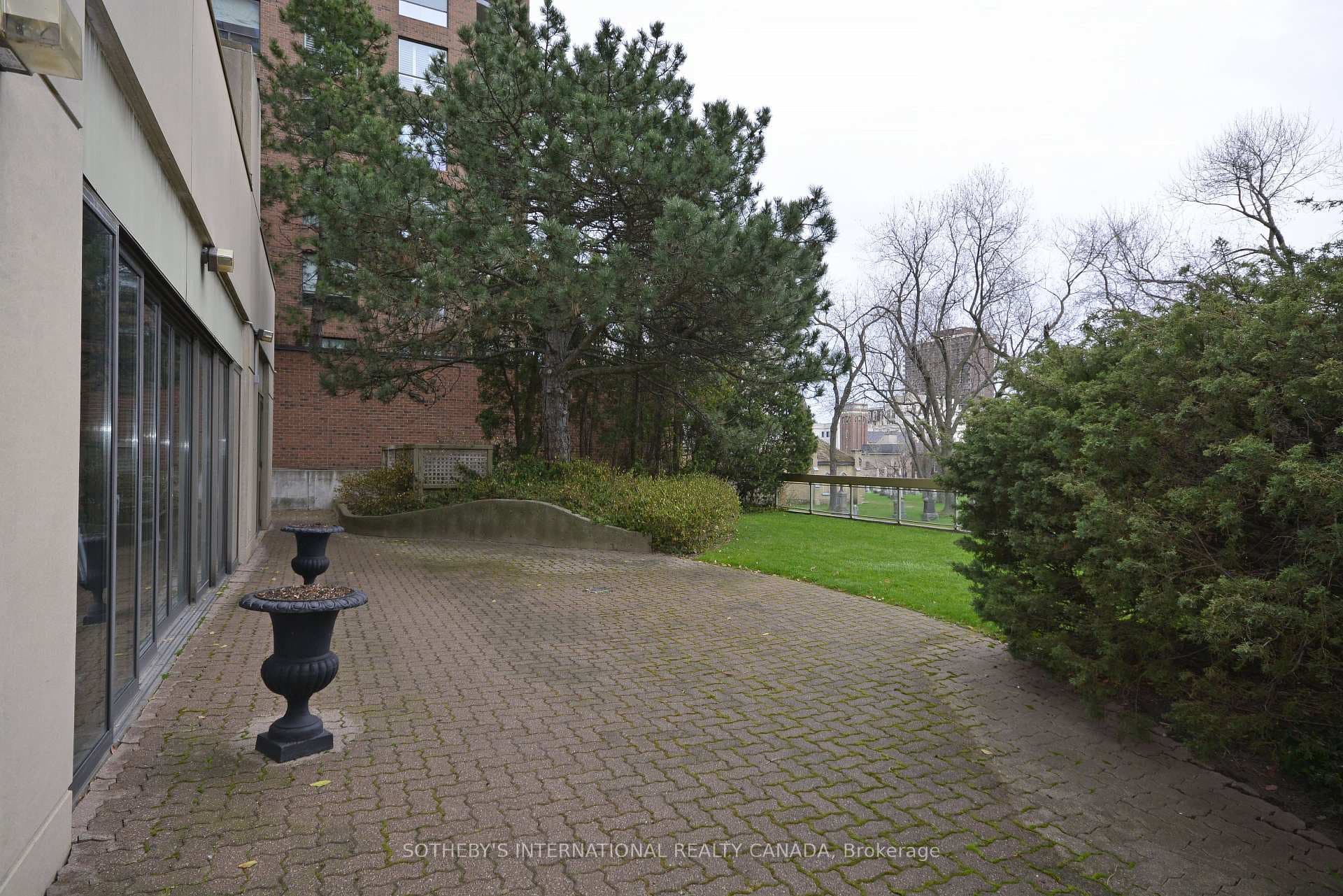 63 St Clair Avenue Unit 1801 photo 39