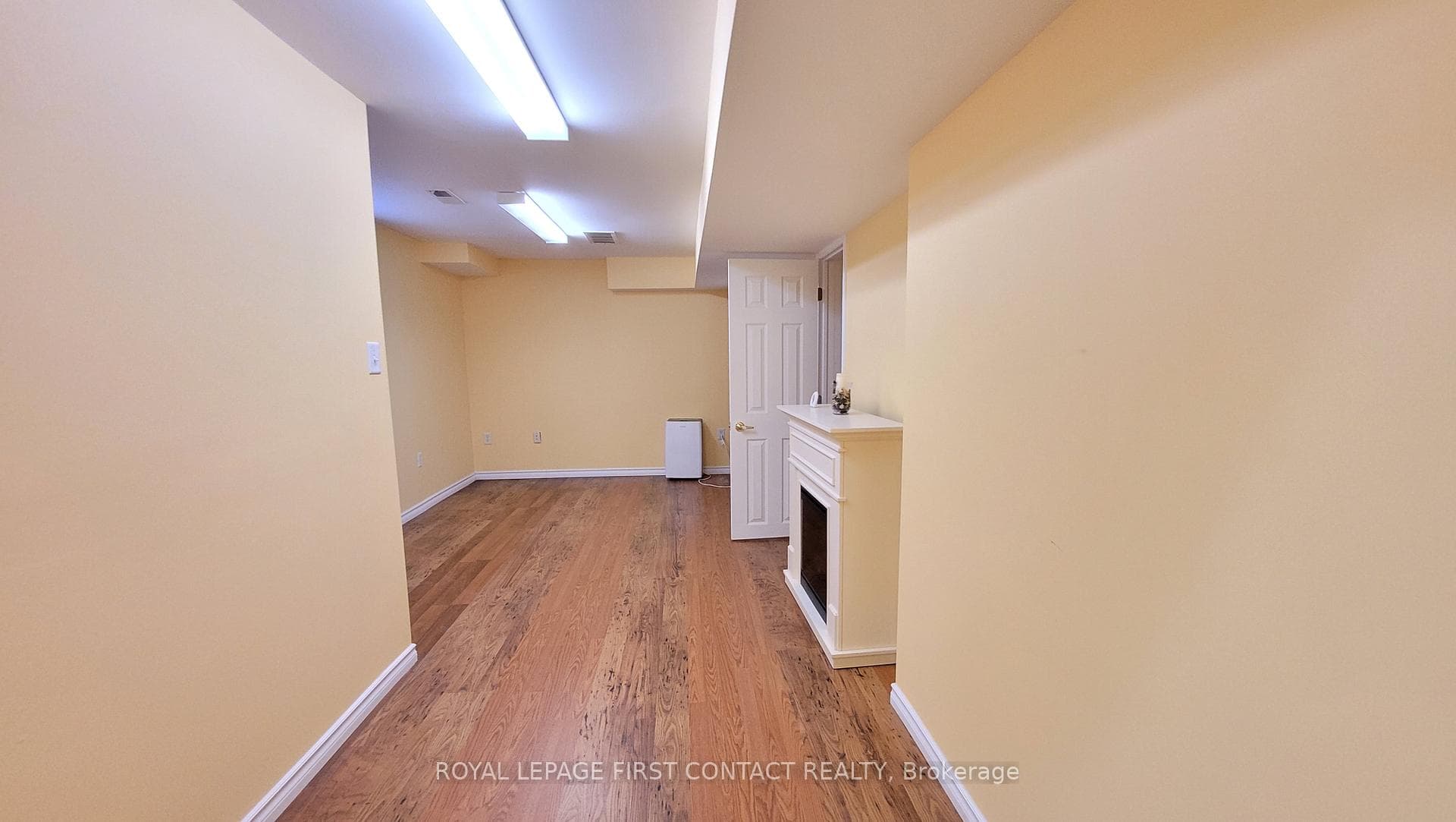 112 Nathan Crescent photo 18