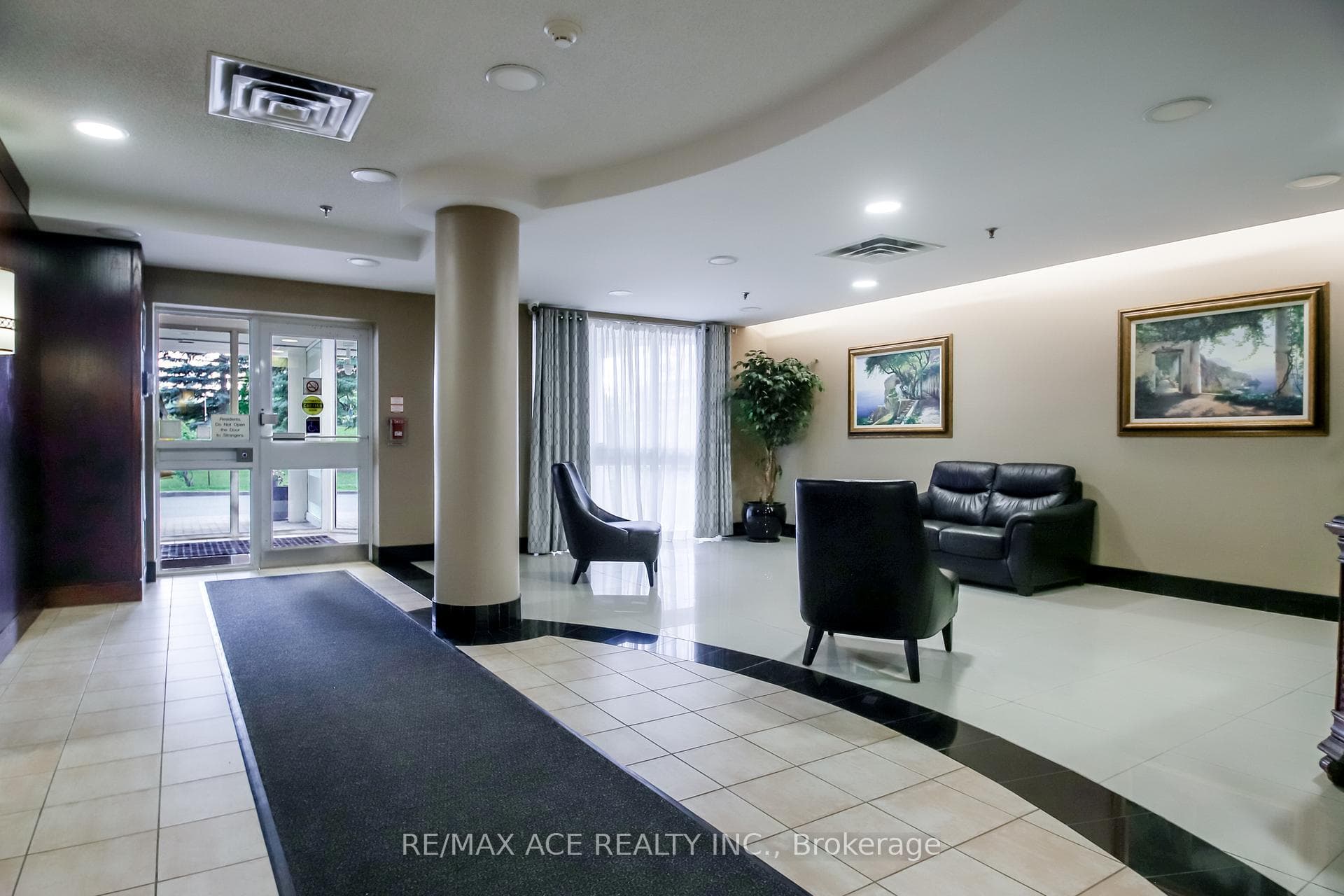 480 Mclevin Avenue Unit 314 photo 4