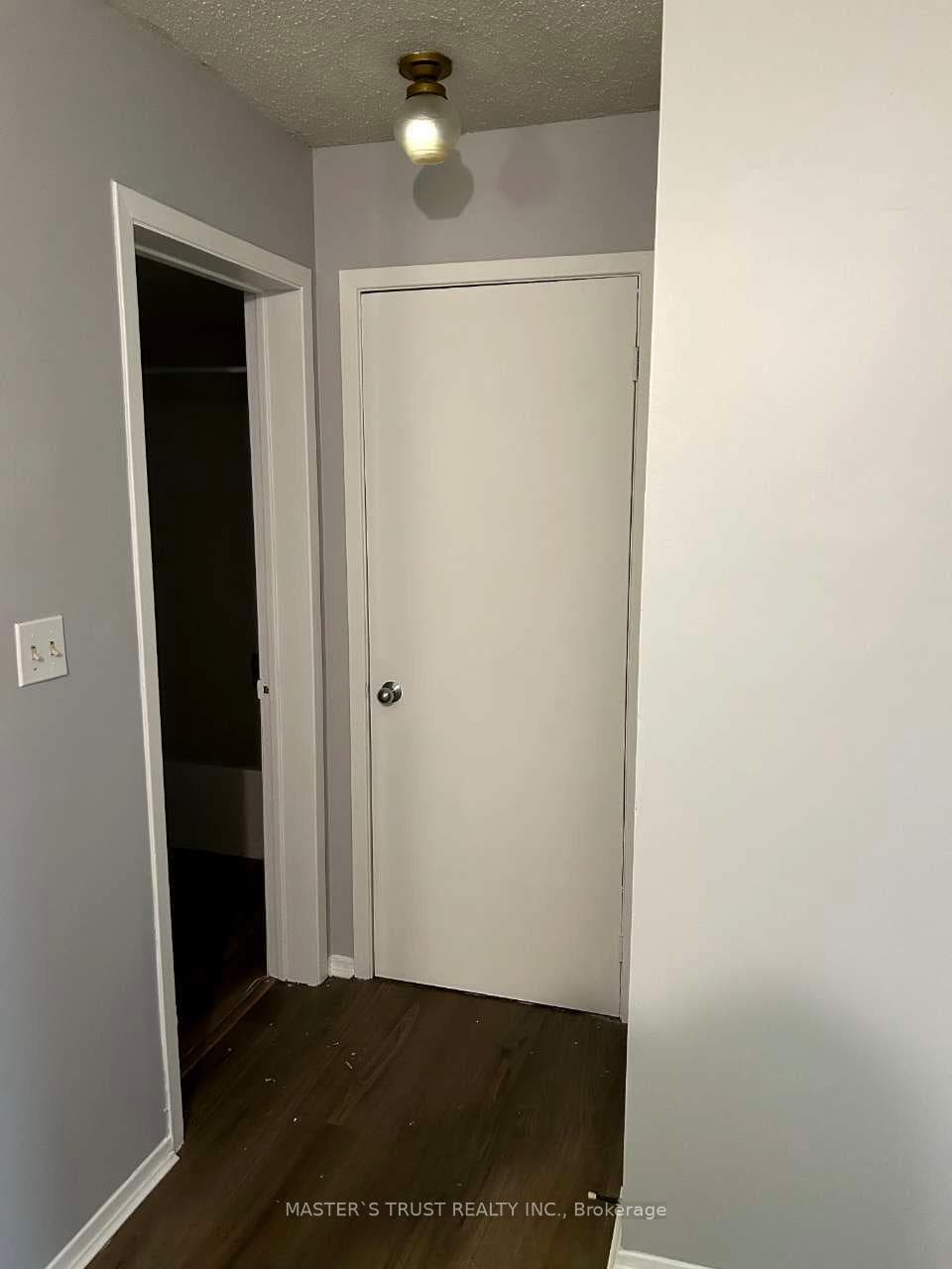 837 Simcoe Street Unit 203 photo 7