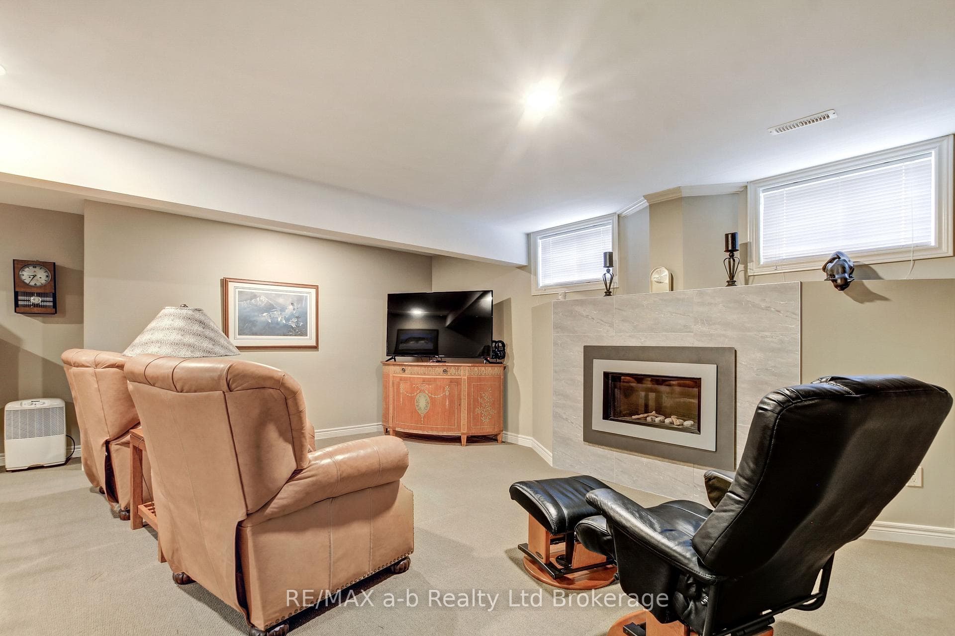 7 OTTERVIEW Drive photo 29