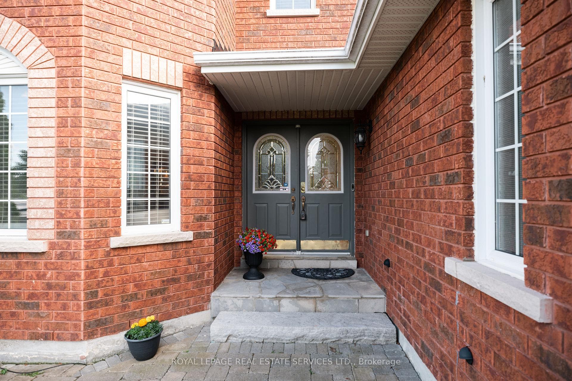 55 Bambi Crescent photo 4