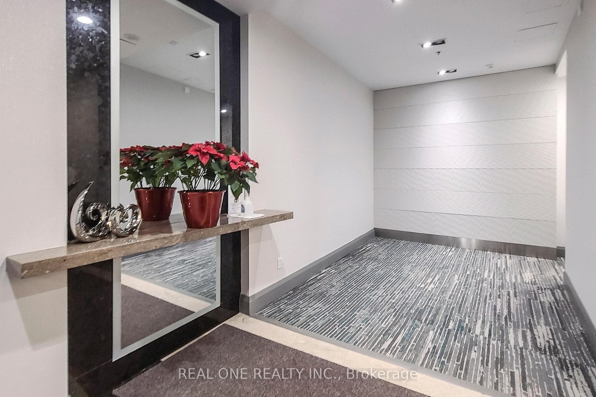 60 Brian Harrison Way Unit 1705 photo 7