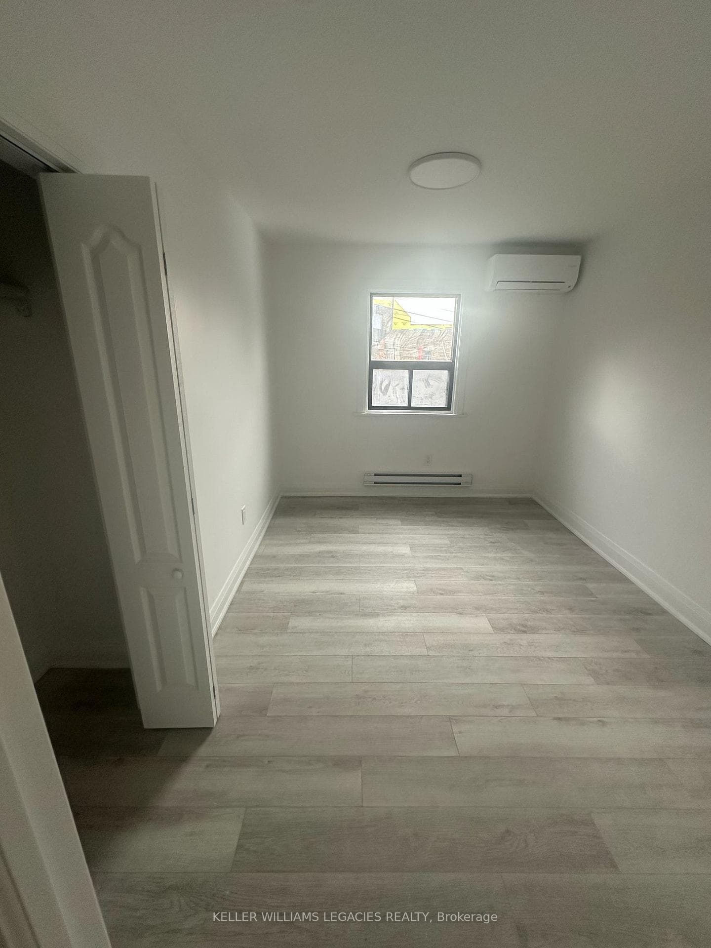 1710 St Clair Avenue Unit Unit 2 photo 8