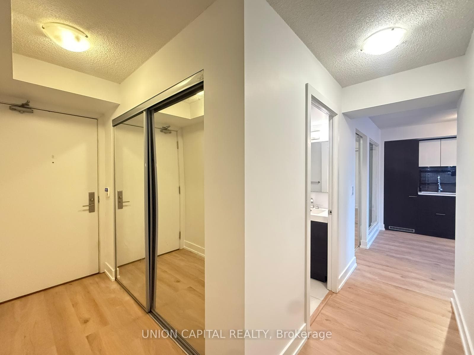 318 Richmond Street Unit 701 photo 2
