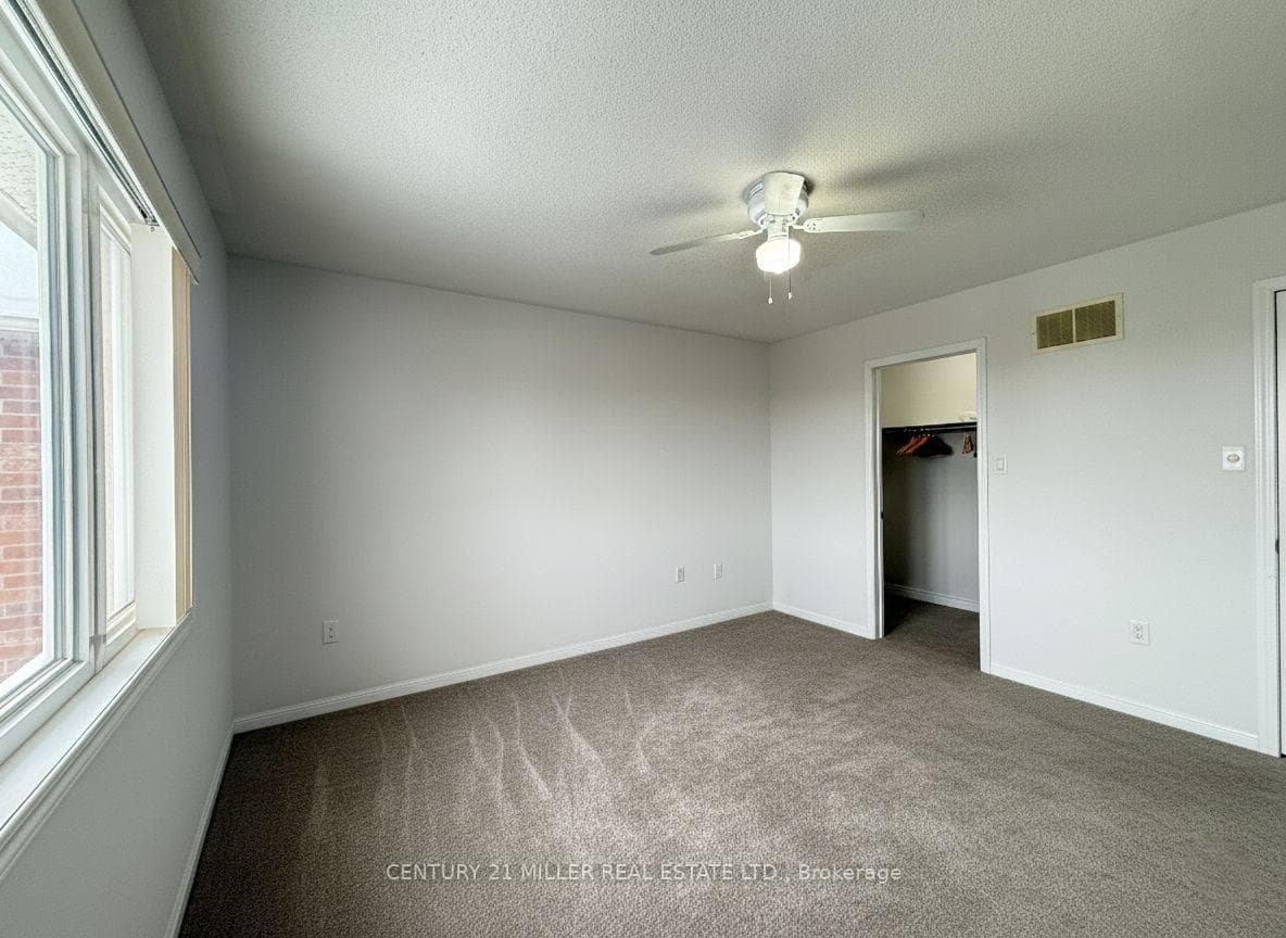 110 Gladys Clarkson Drive photo 17