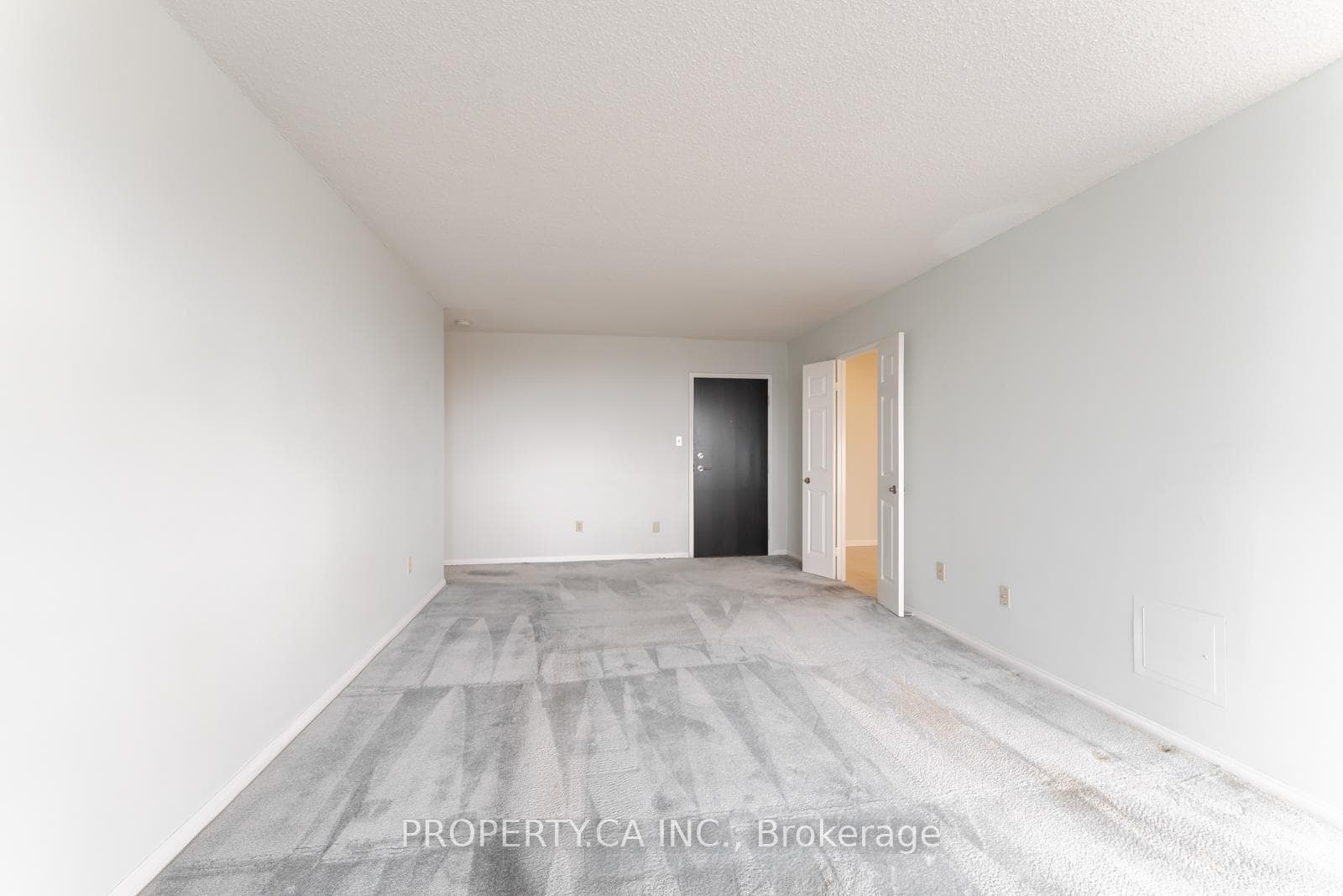 3000 Bathurst Street Unit 802 photo 5