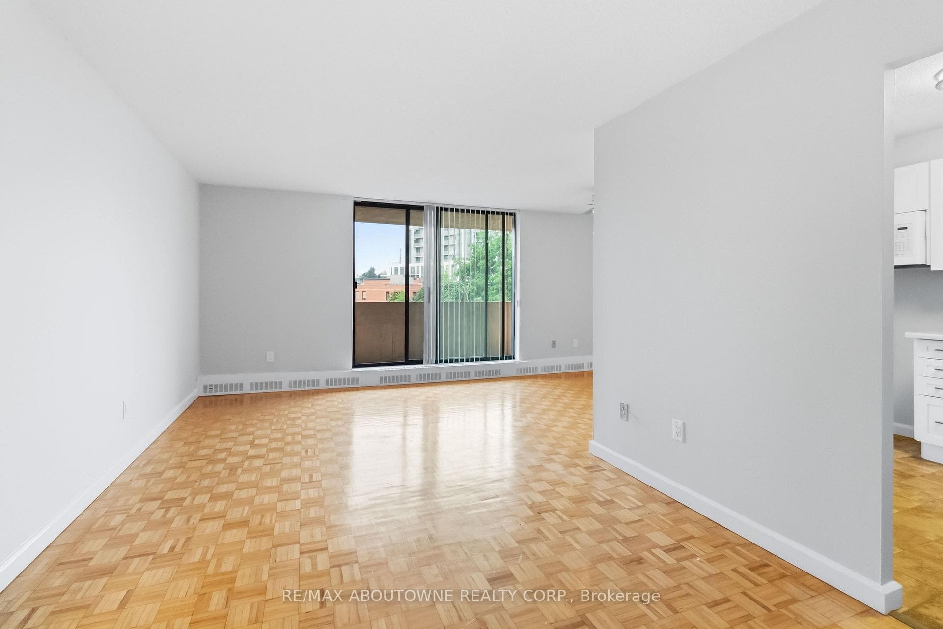 60 Park Avenue Unit 705 photo 6