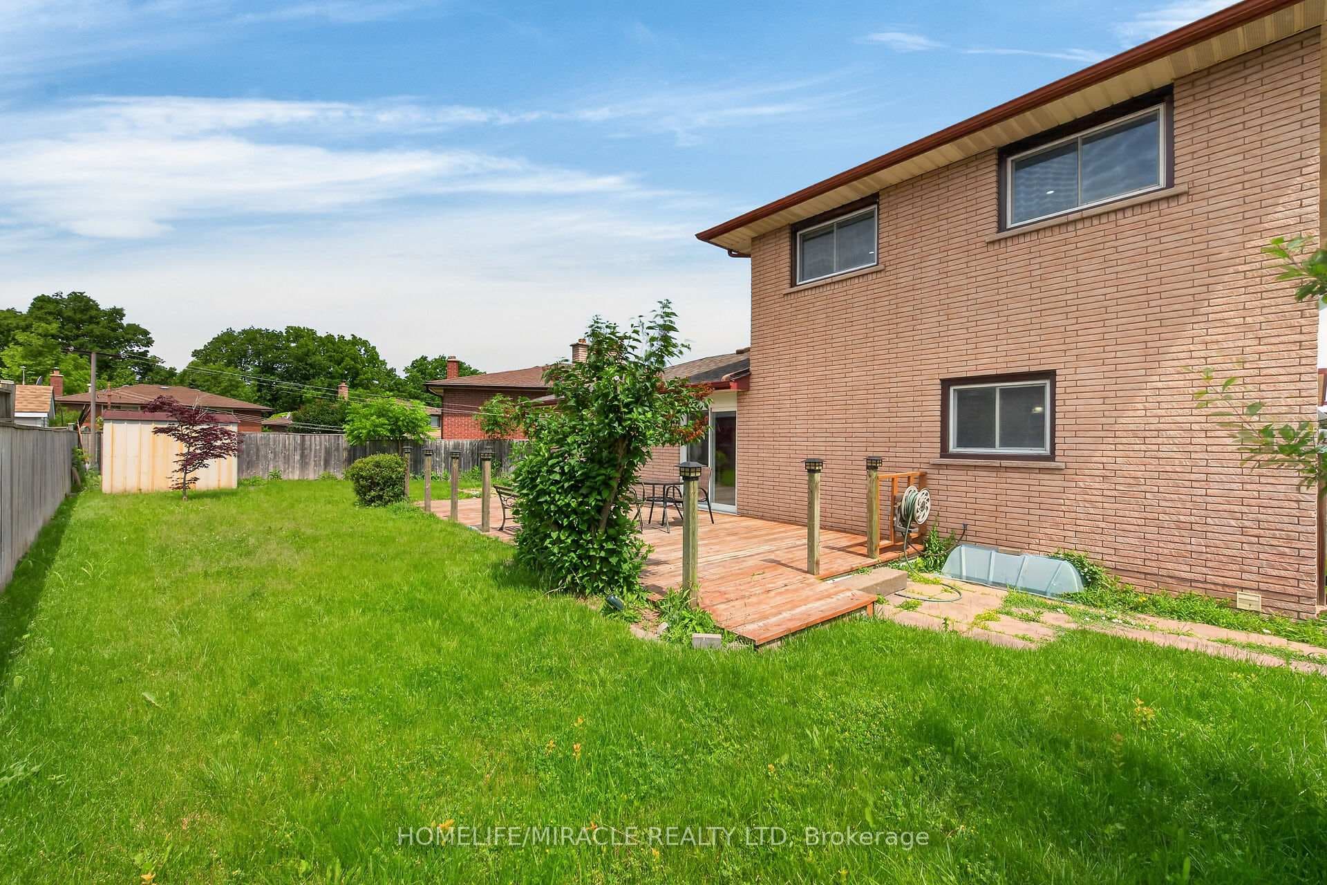34 Capri Crescent photo 47
