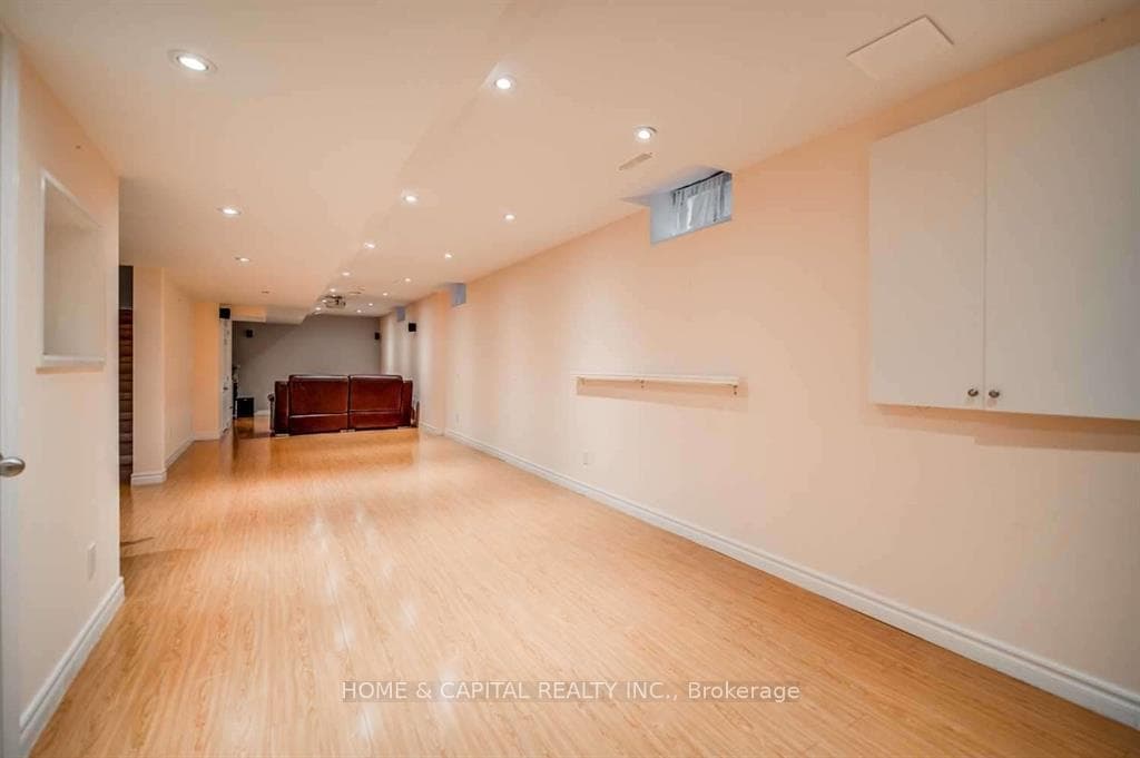 158 Howell Road photo 19
