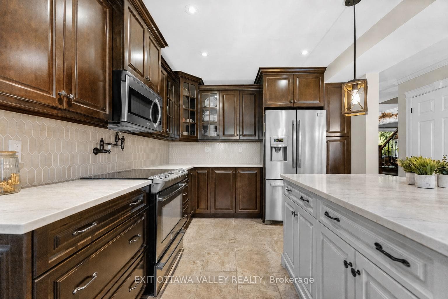 605 Elizabeth Street photo 4