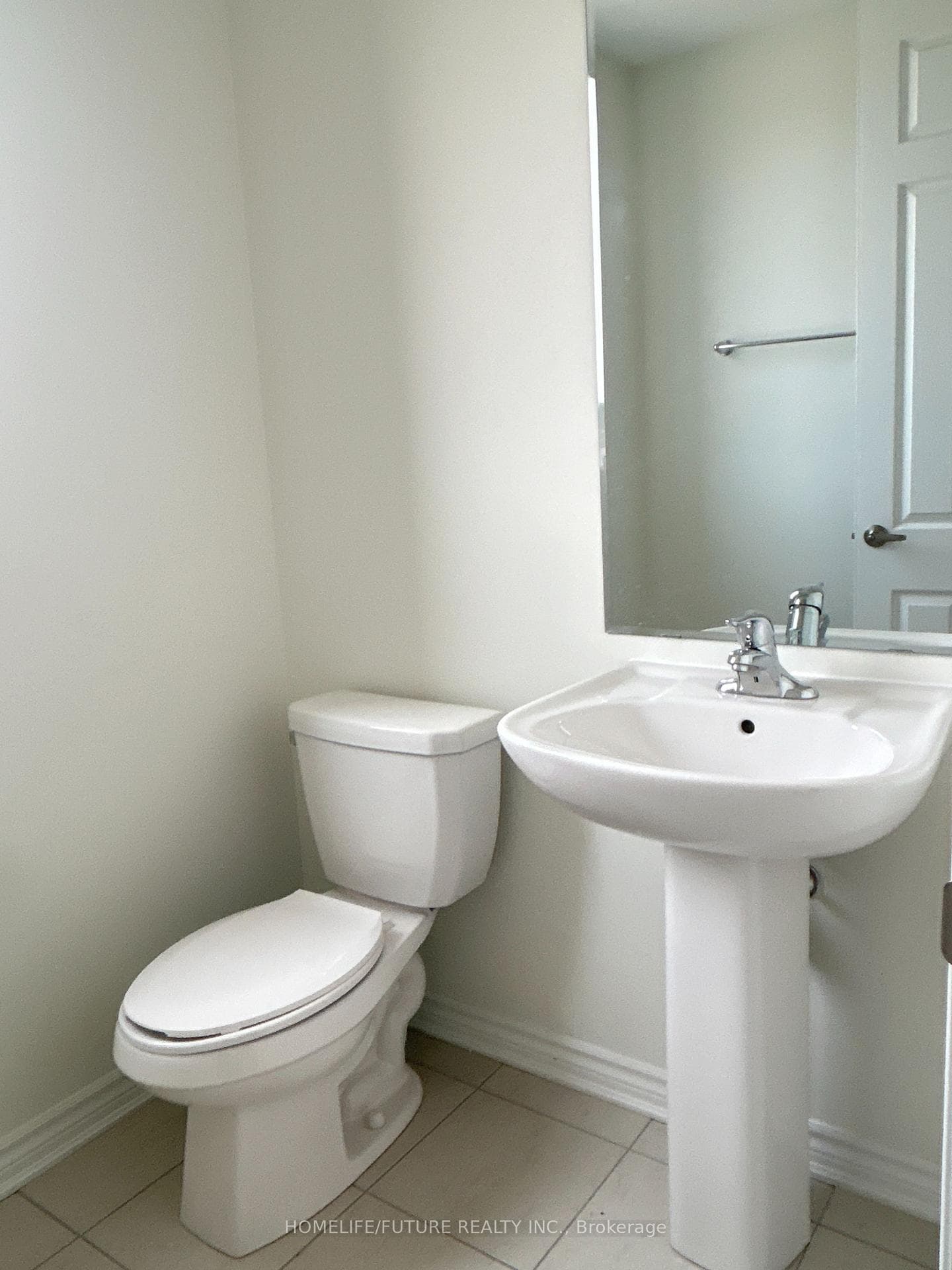 3370 Thunderbird Promenade photo 11
