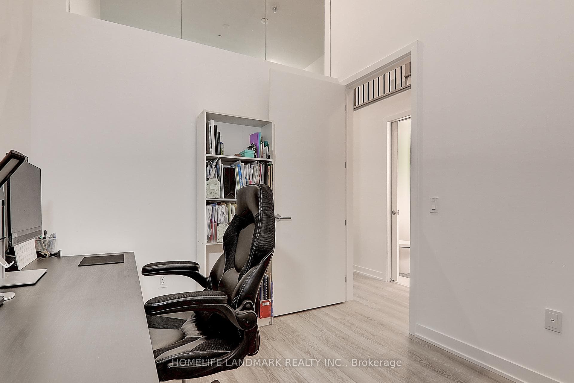 250 Lawrence Avenue Unit 108 photo 9
