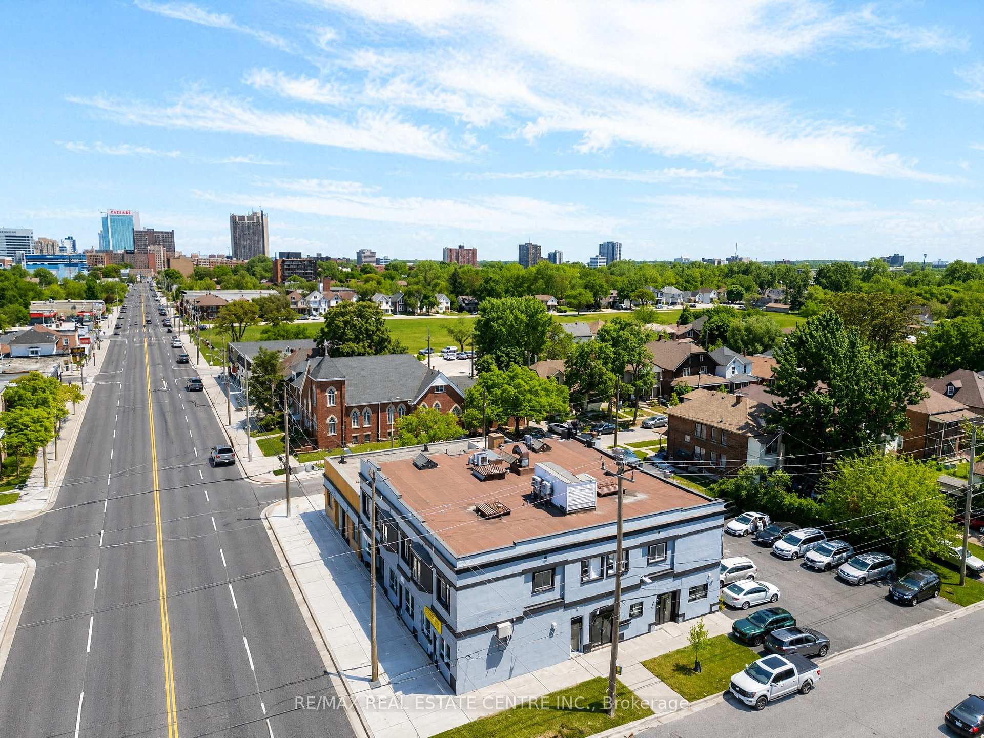 1139-1175 University Avenue photo 3