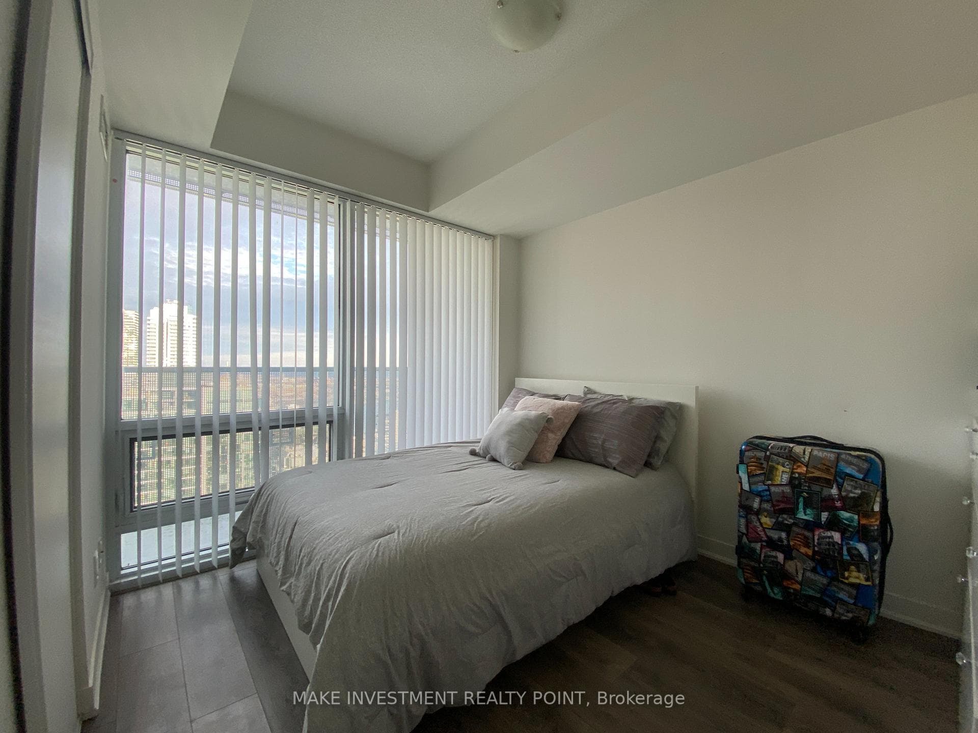 88 Harbour Street Unit 5604 photo 6