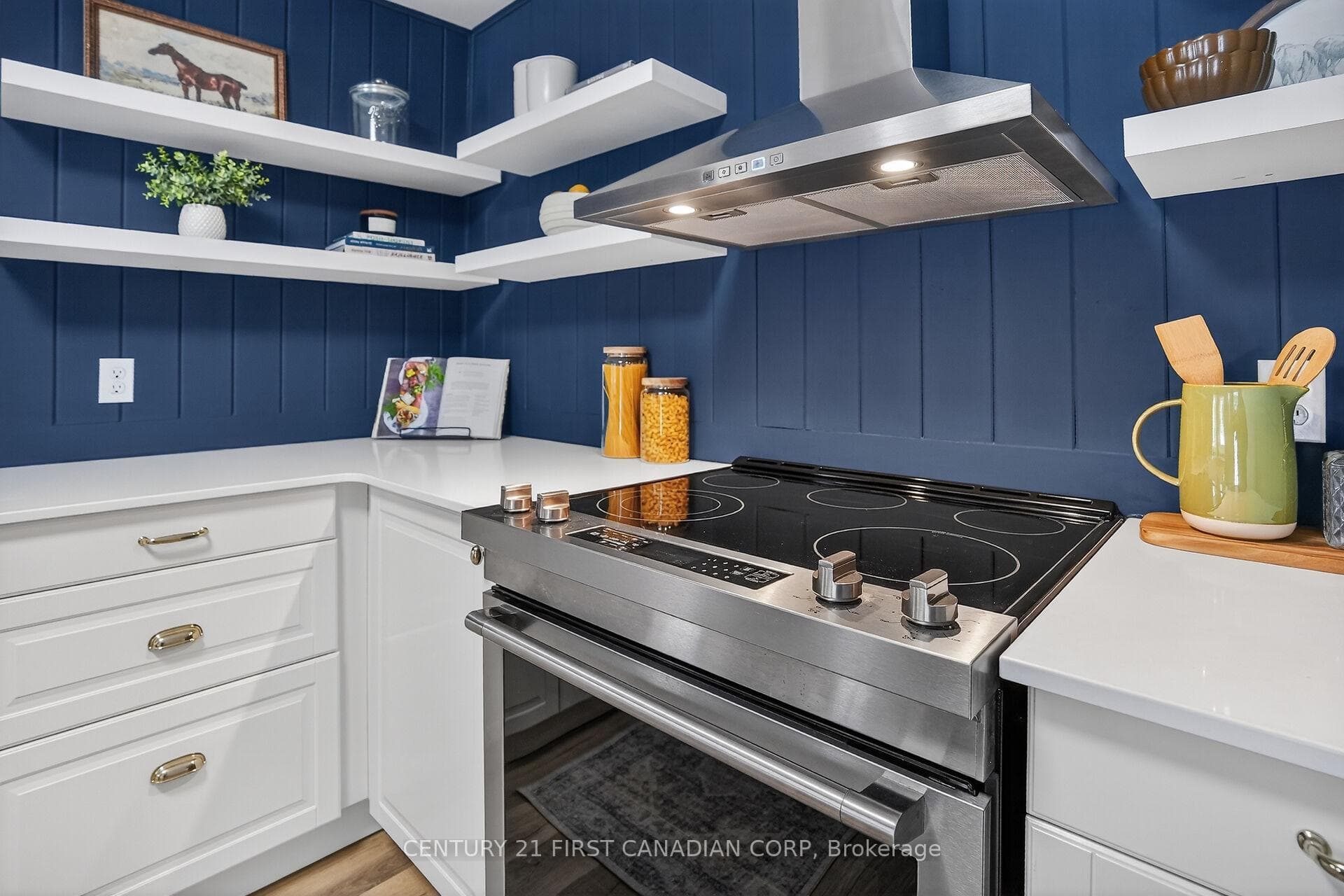 150 Colborne Street photo 14